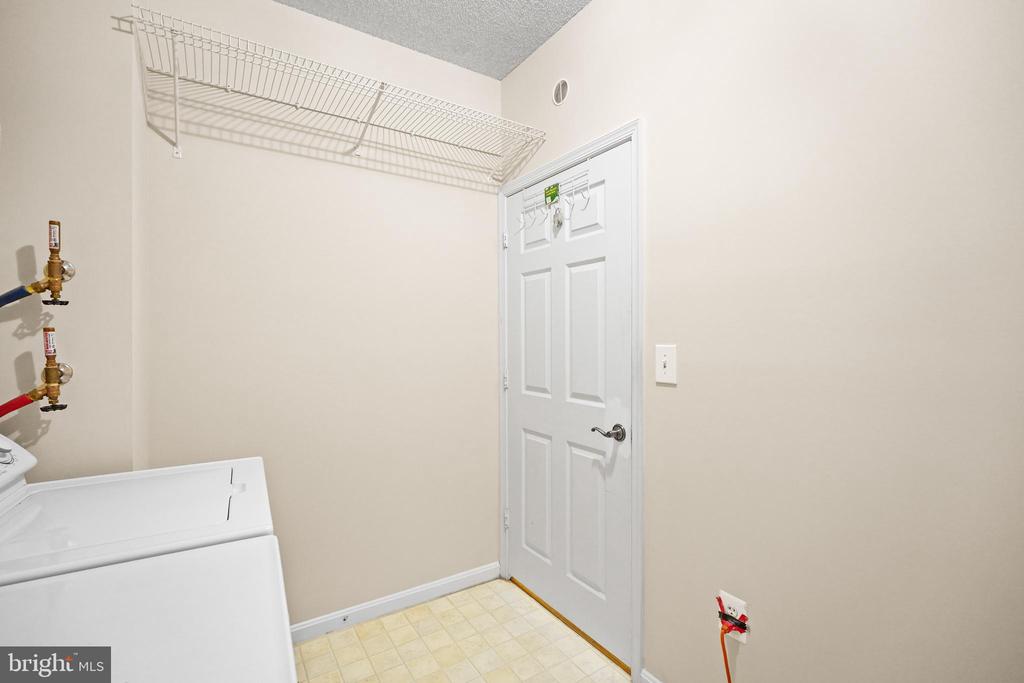 3200 N LEISURE WORLD BOULEVARD 417