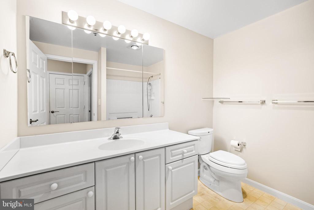3200 N LEISURE WORLD BOULEVARD 417