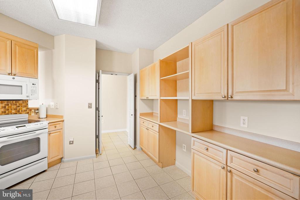 3200 N LEISURE WORLD BOULEVARD 417