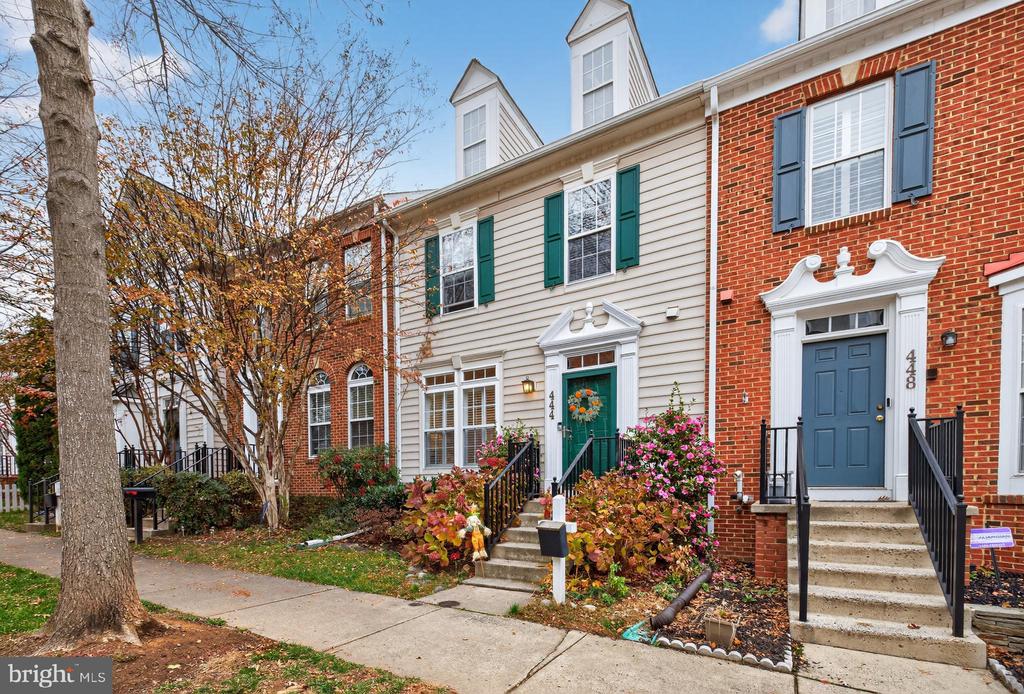 444 CLAYHALL STREET