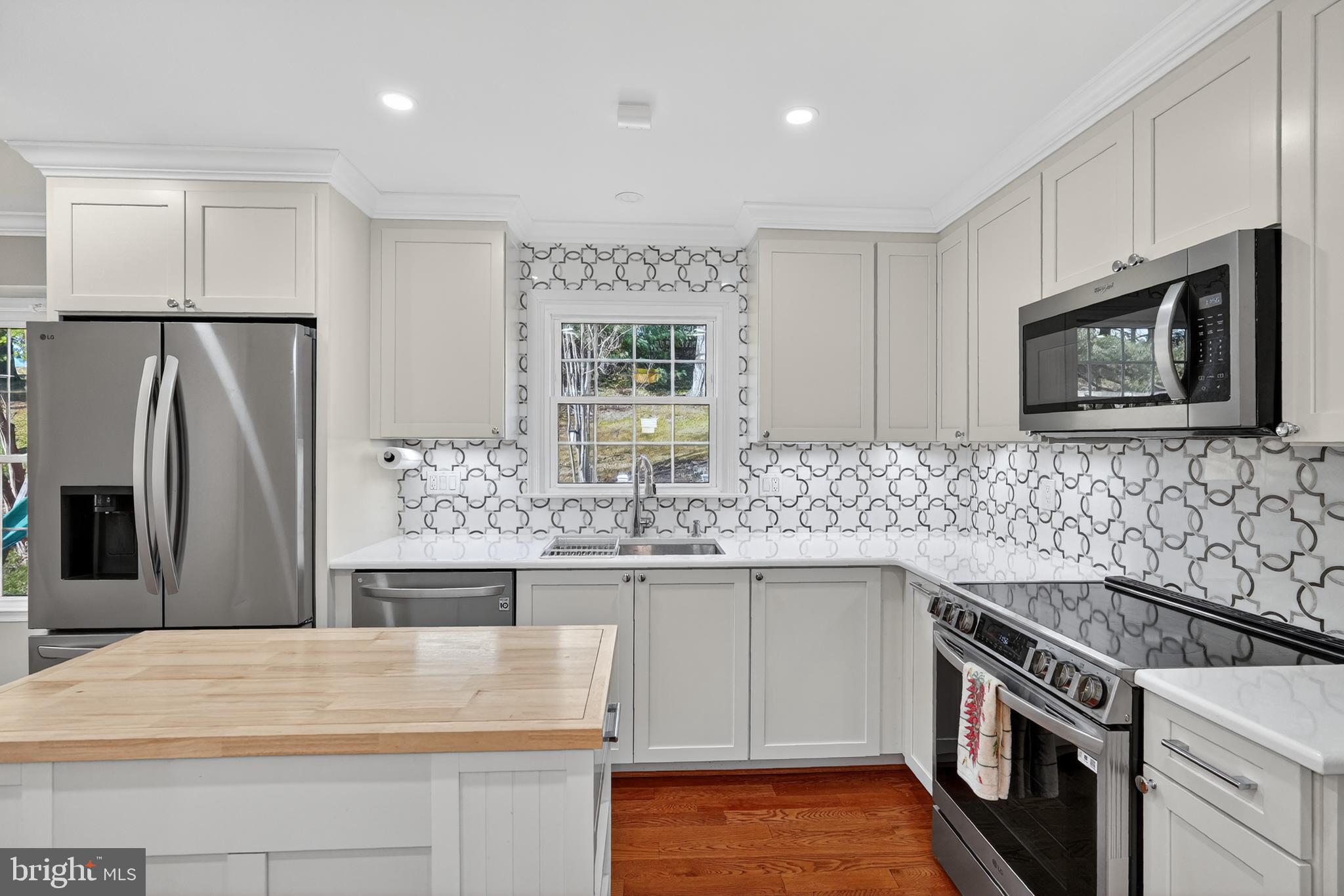 24004 DESERT WINE COURT