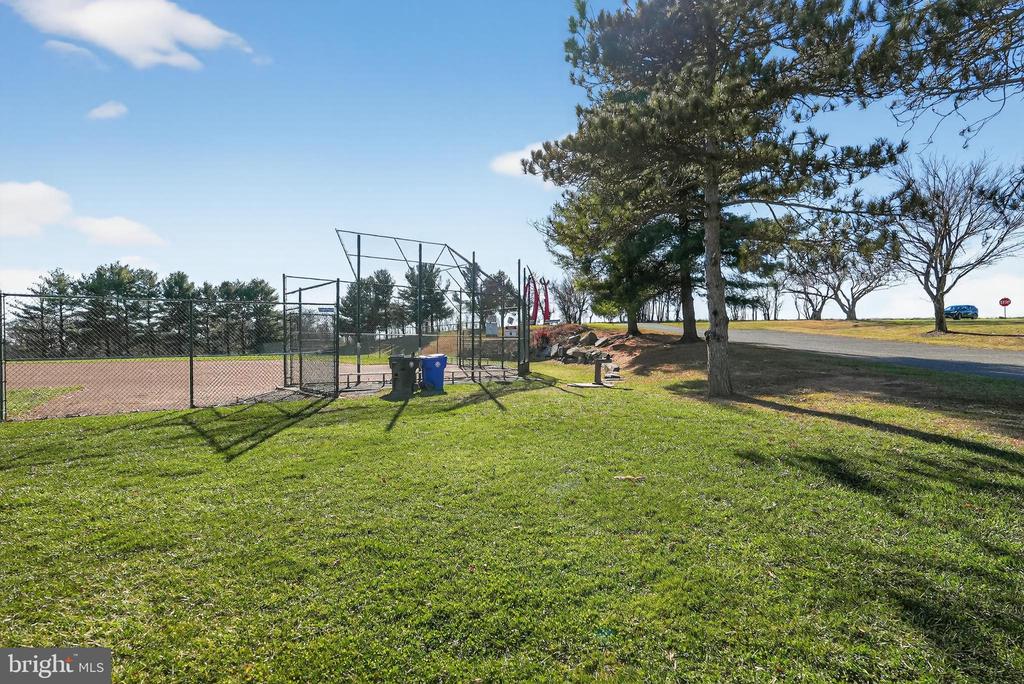 24004 DESERT WINE COURT