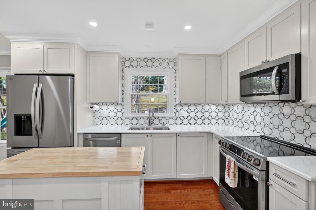 24004 DESERT WINE COURT