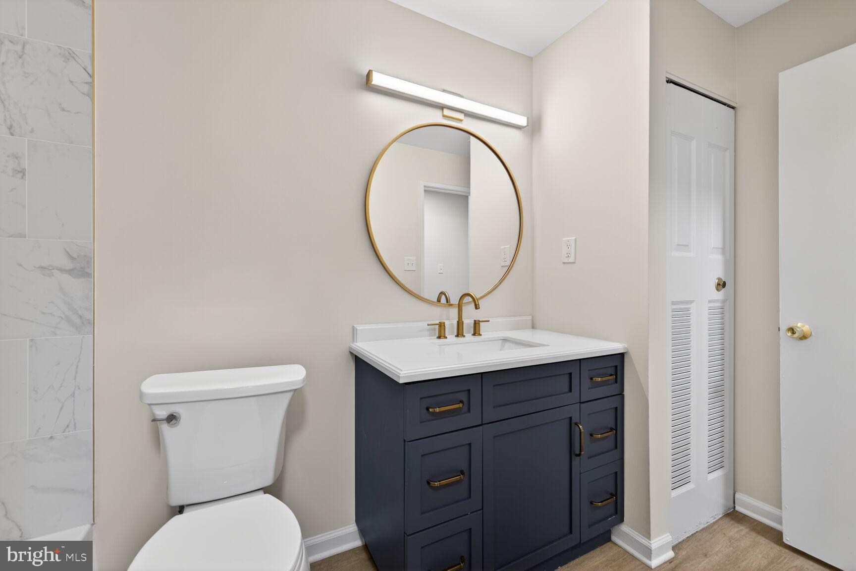 18207 SWISS CIRCLE 2-97