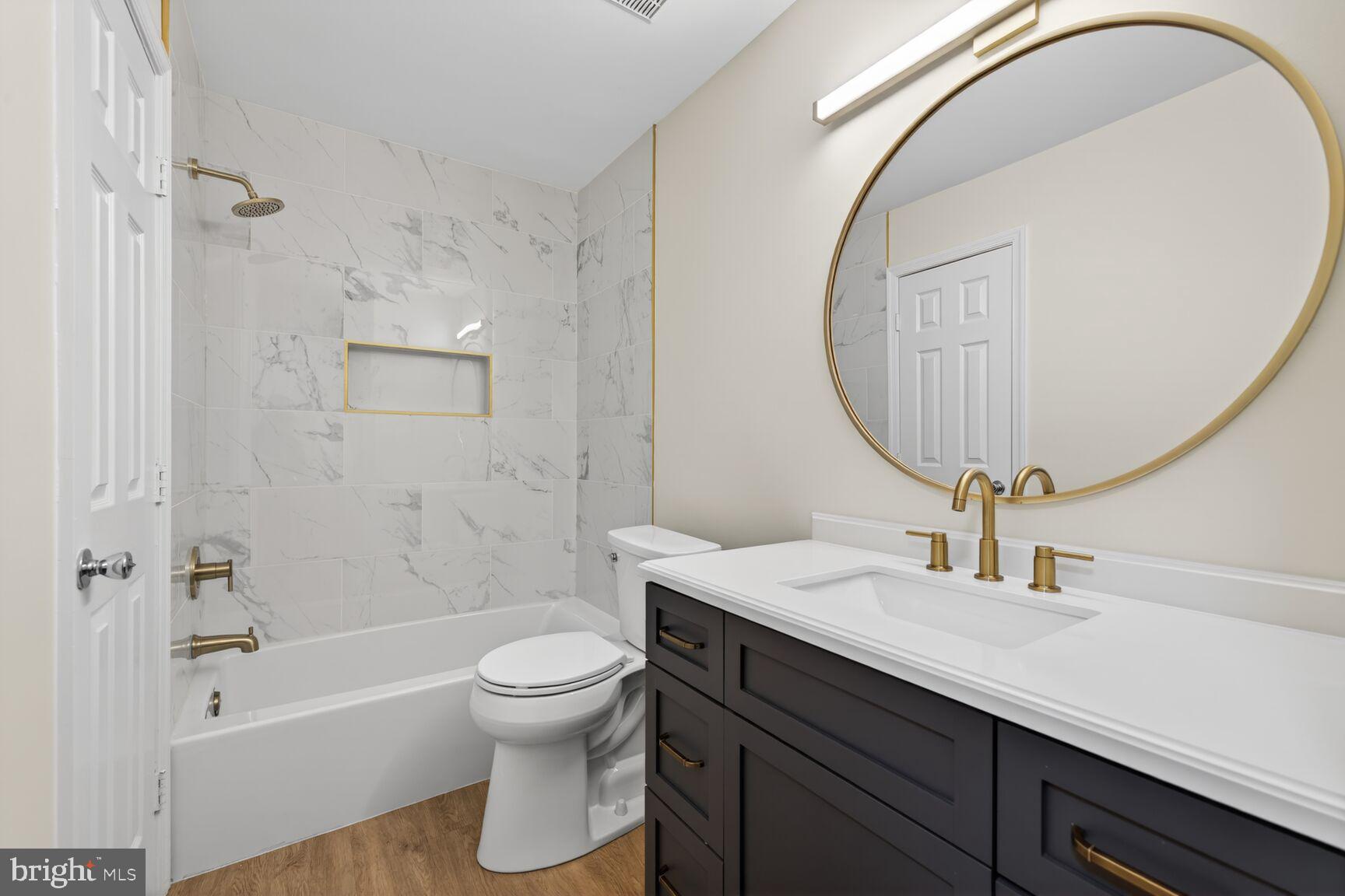 18207 SWISS CIRCLE 2-97