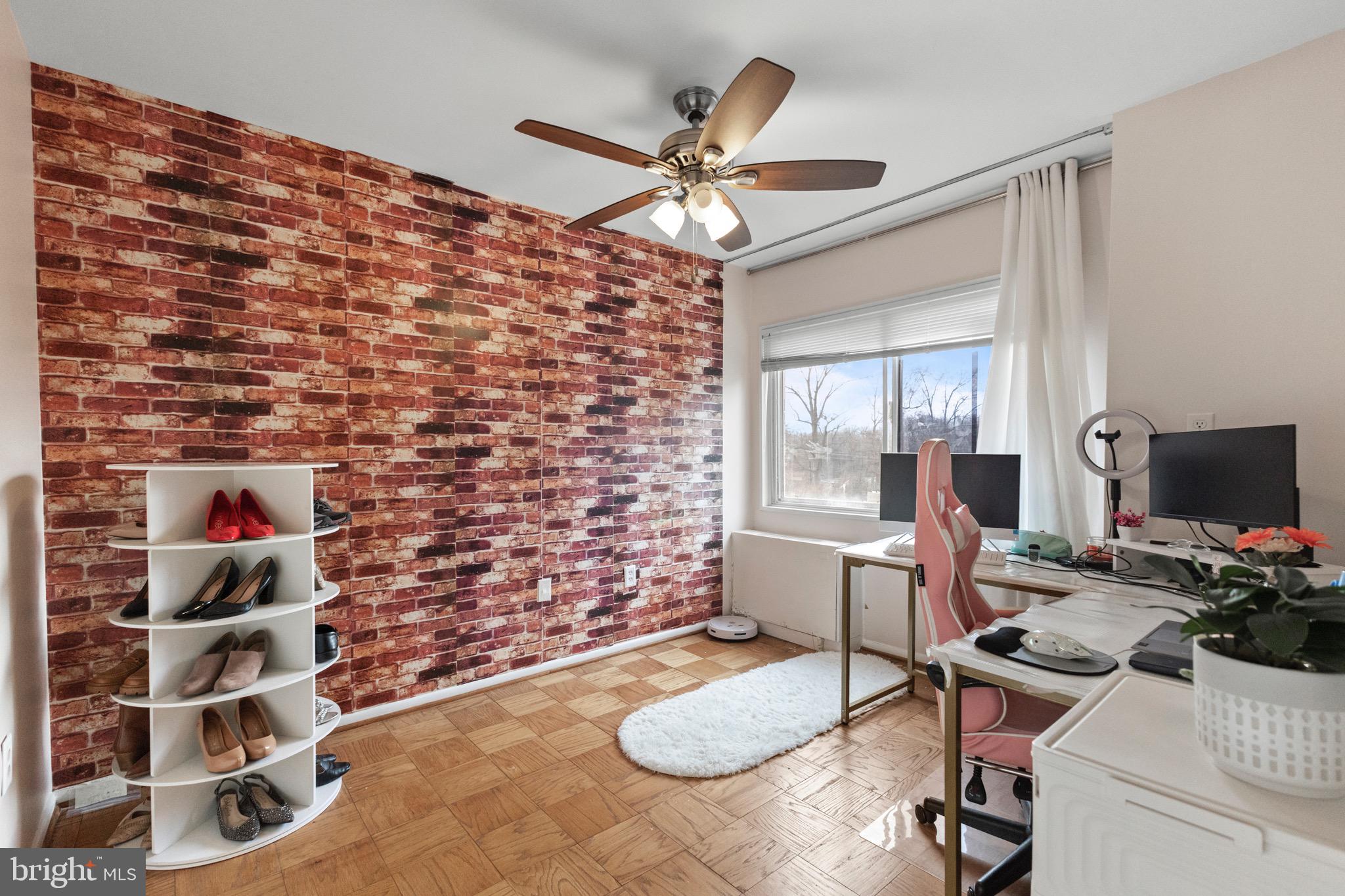 1111 UNIVERSITY BOULEVARD W 313-A