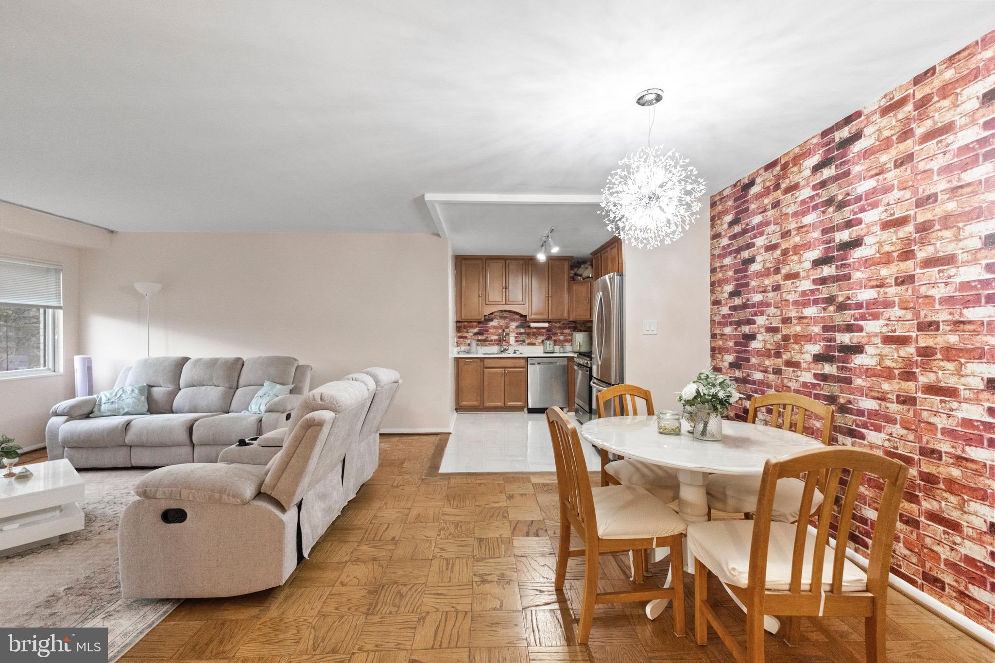 1111 UNIVERSITY BOULEVARD W 313-A