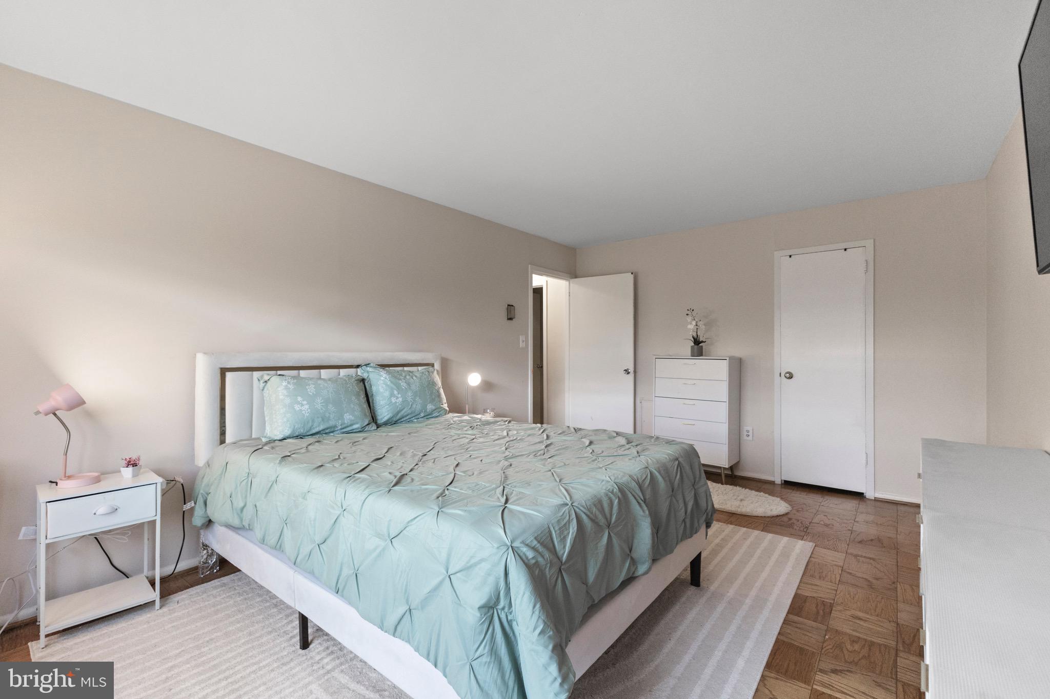 1111 UNIVERSITY BOULEVARD W 313-A