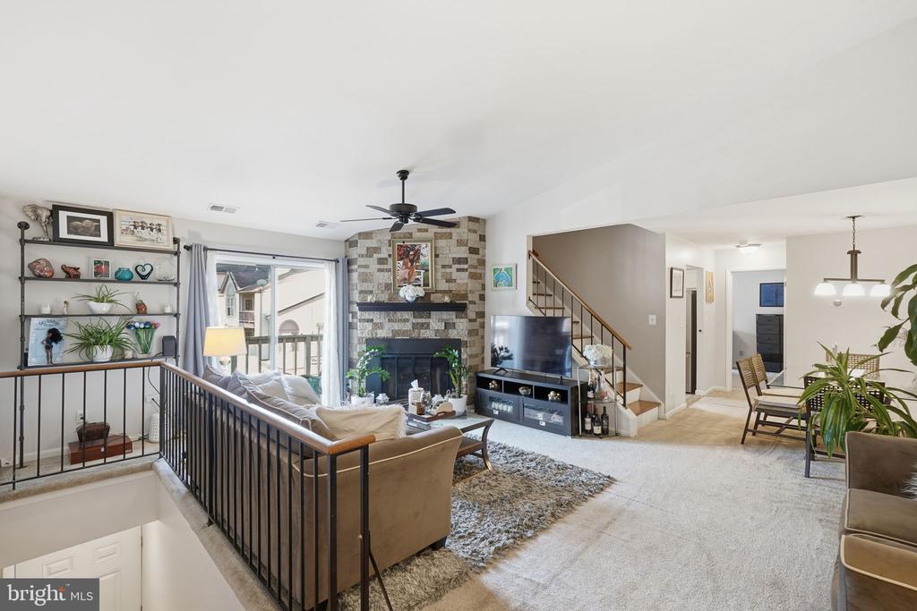 19900 APPLEDOWRE CIRCLE 128