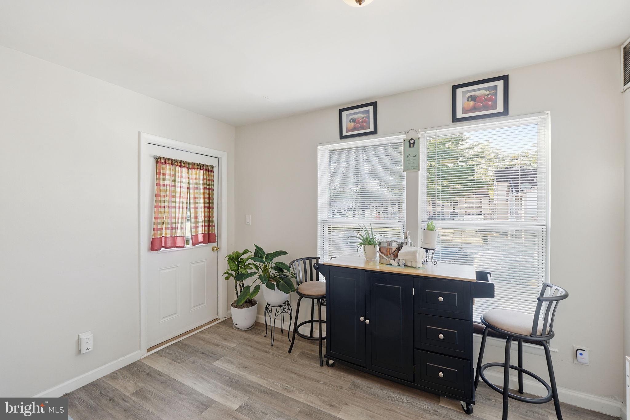 19900 APPLEDOWRE CIRCLE 128