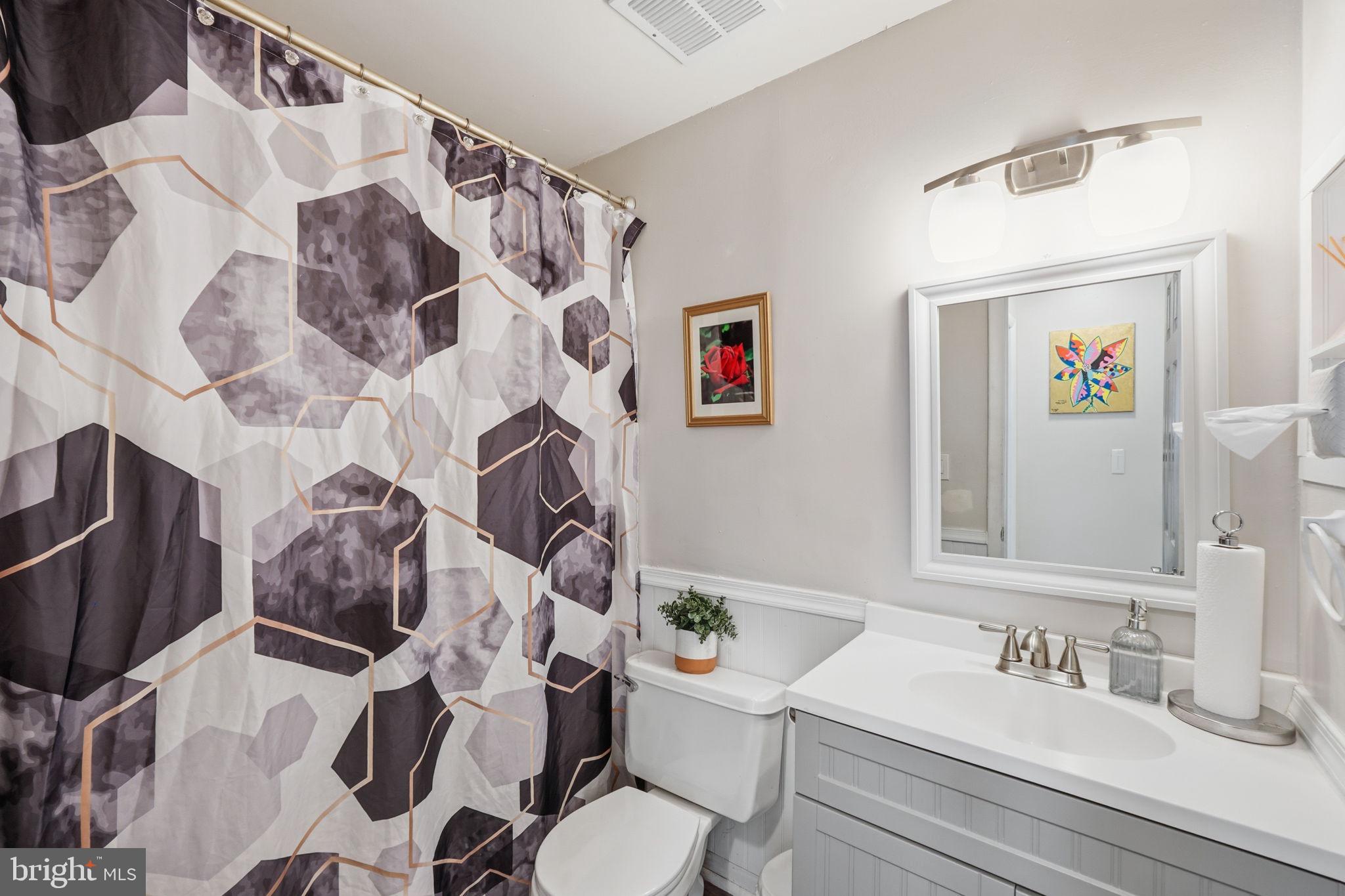 19900 APPLEDOWRE CIRCLE 128