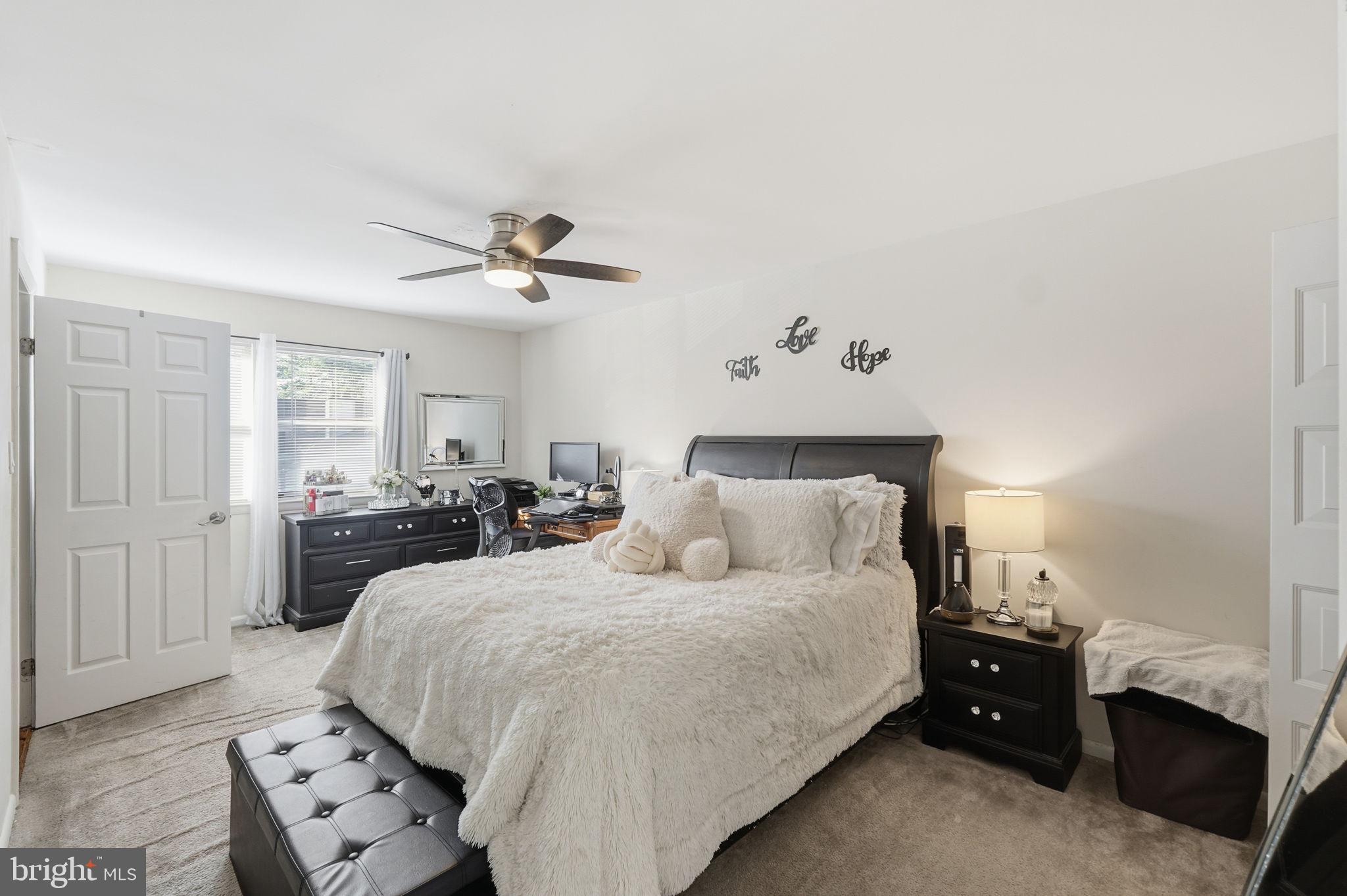 19900 APPLEDOWRE CIRCLE 128