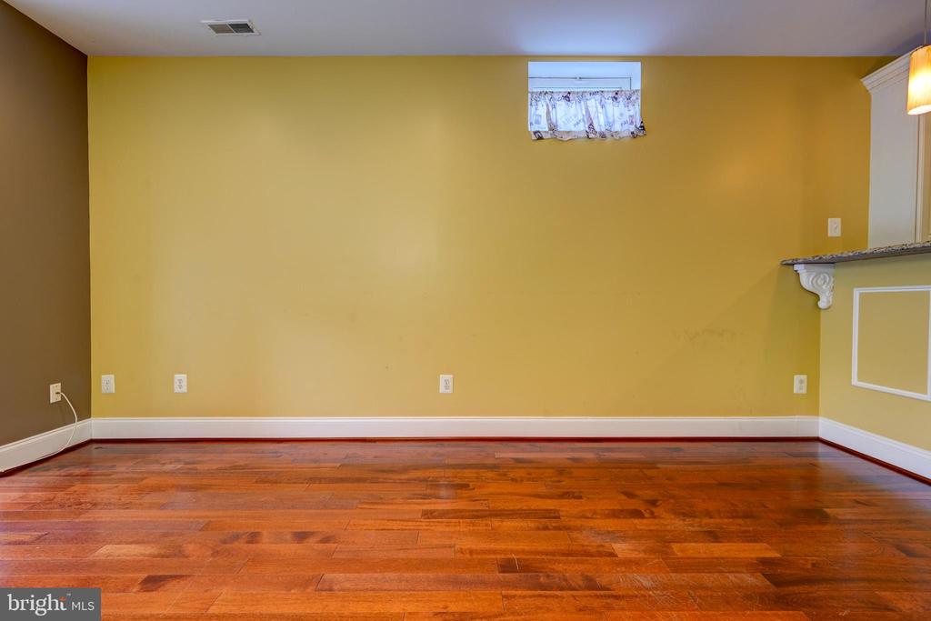 1 BLACK KETTLE COURT