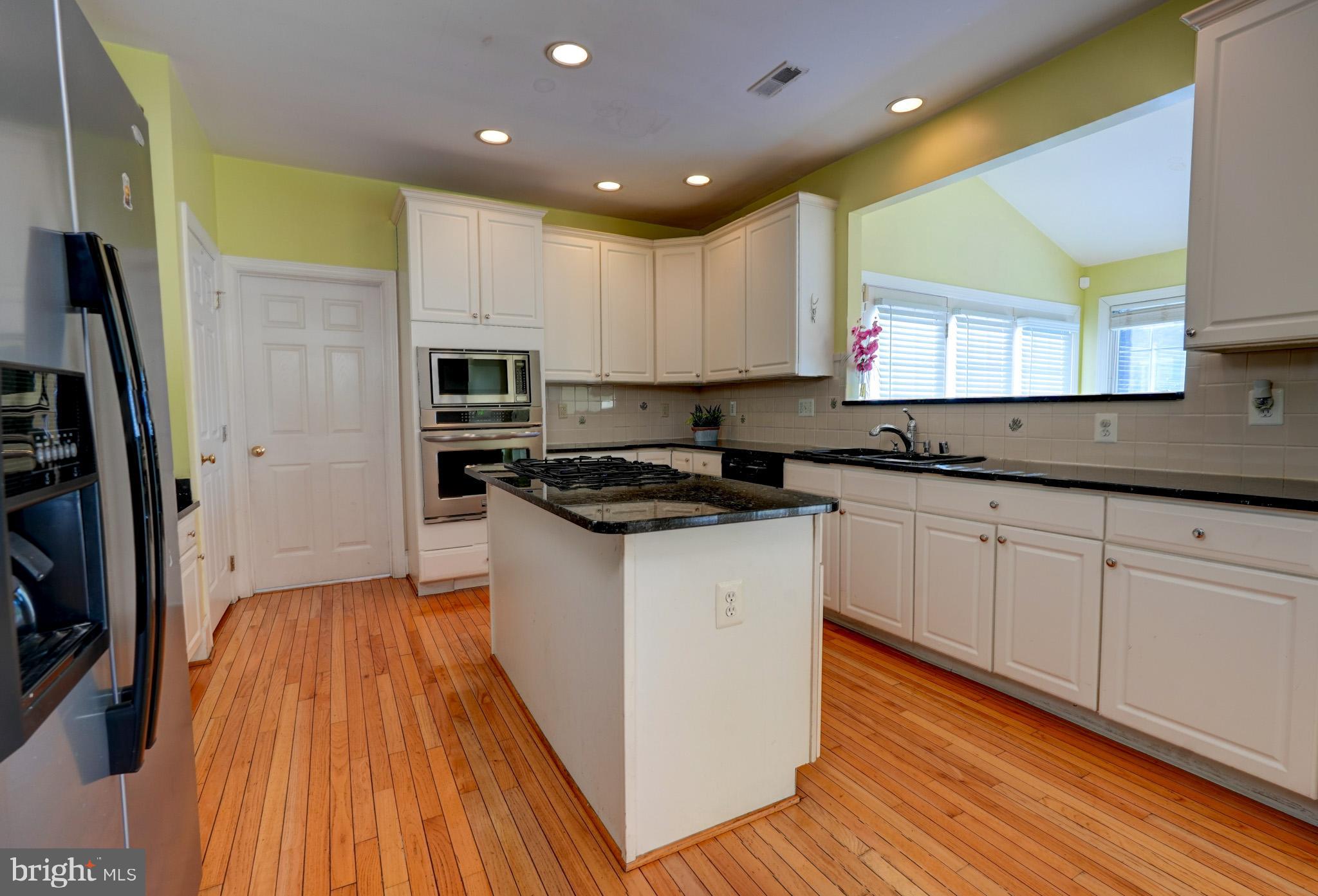 1 BLACK KETTLE COURT