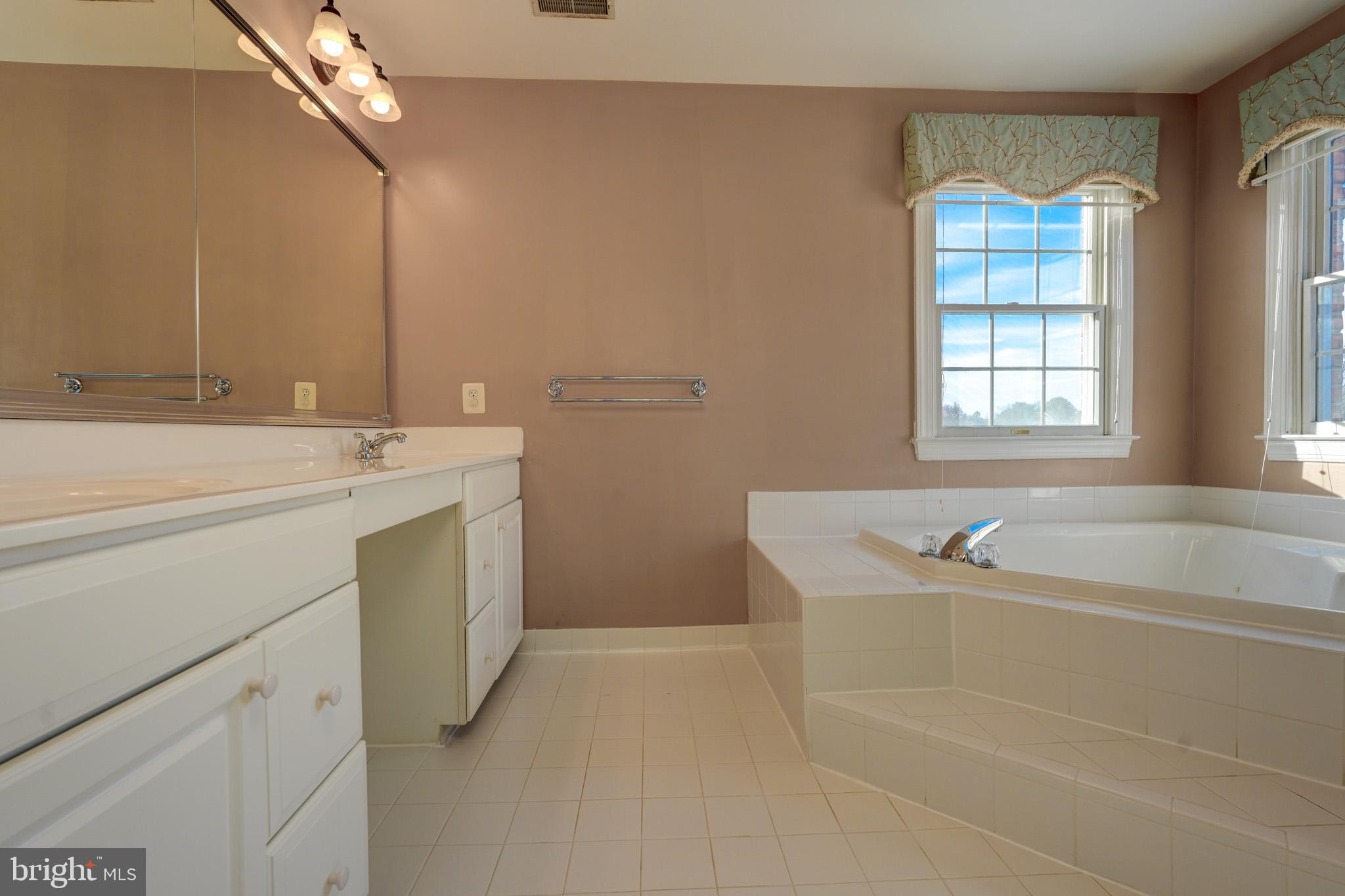 1 BLACK KETTLE COURT