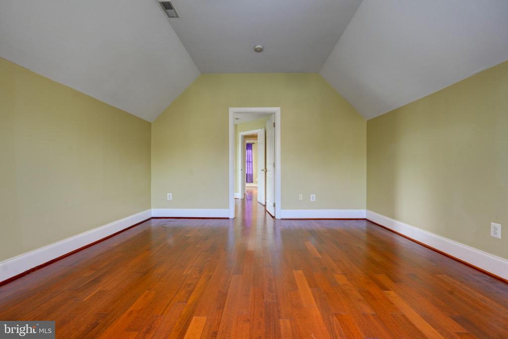 1 BLACK KETTLE COURT