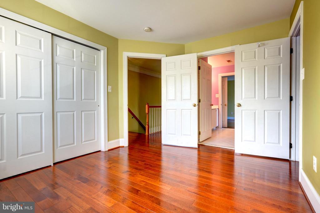 1 BLACK KETTLE COURT