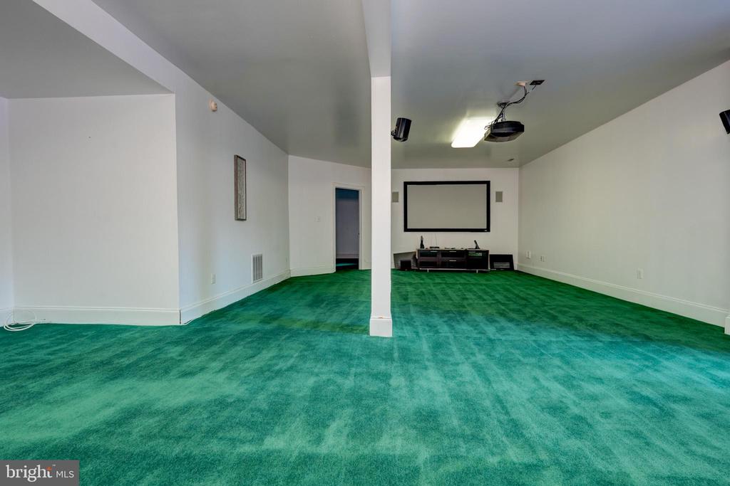 1 BLACK KETTLE COURT