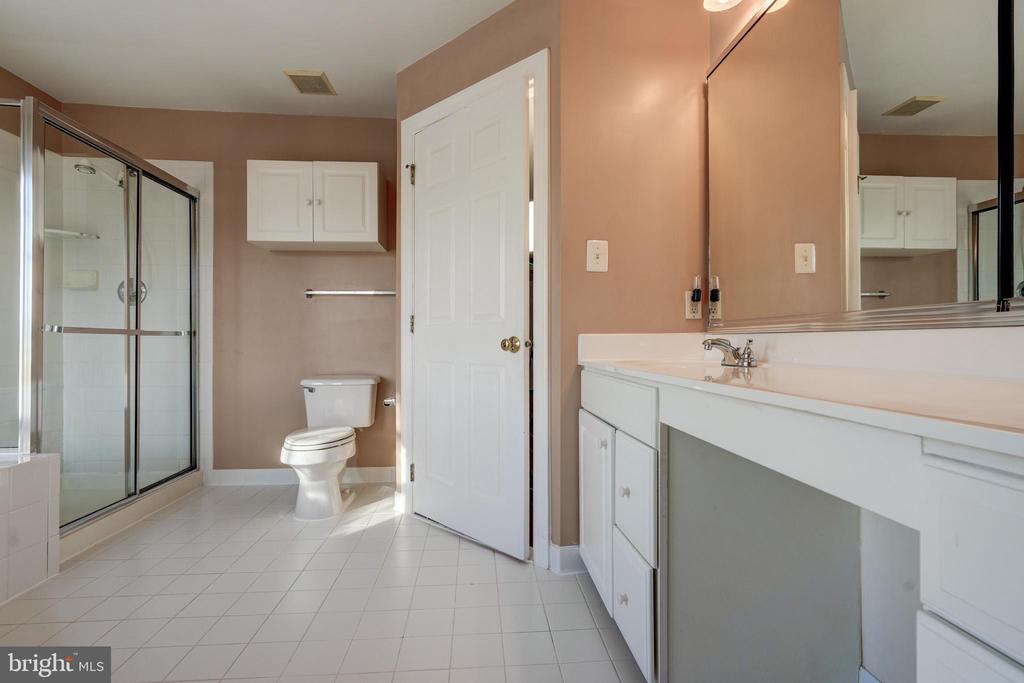 1 BLACK KETTLE COURT