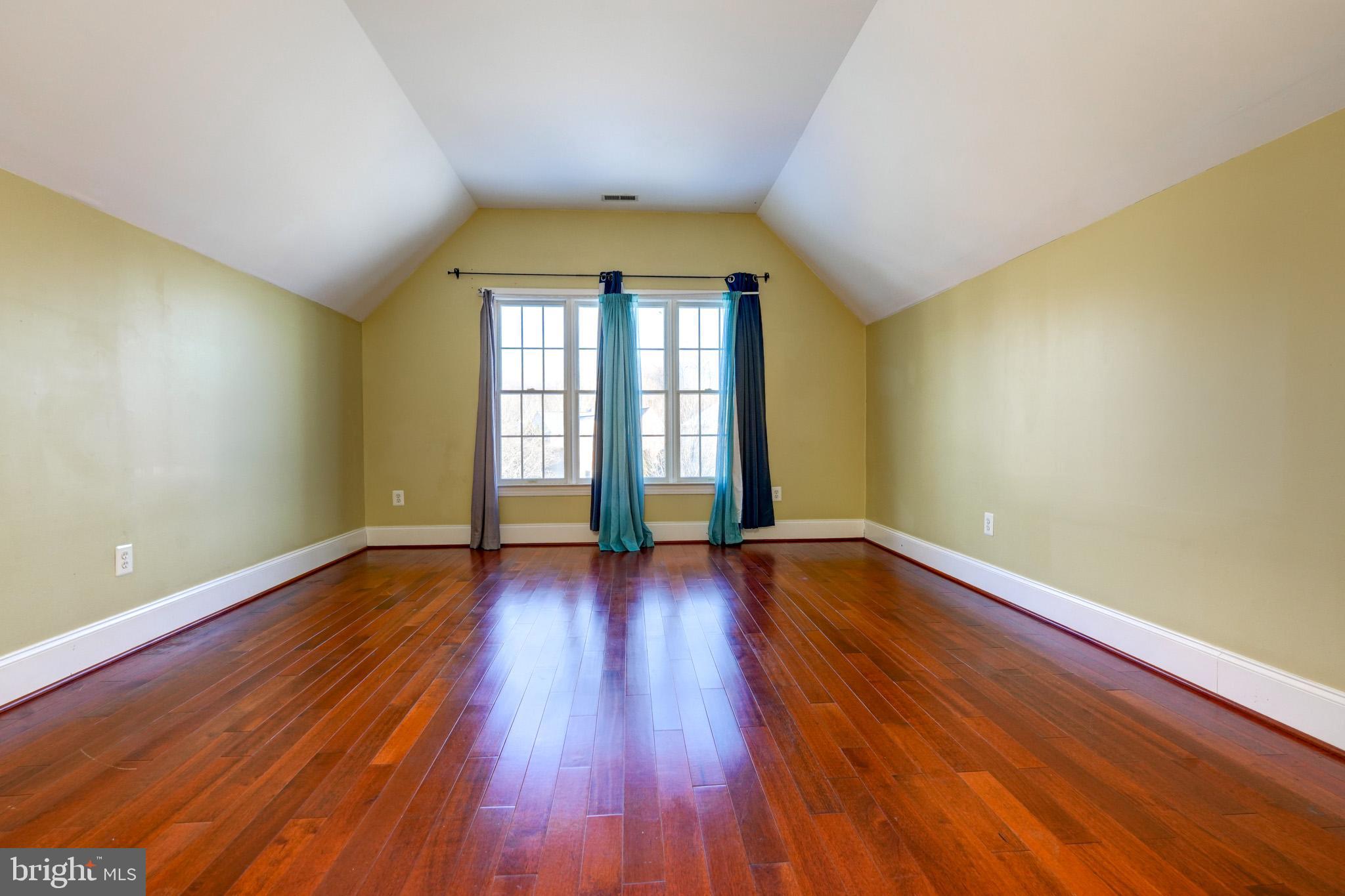 1 BLACK KETTLE COURT