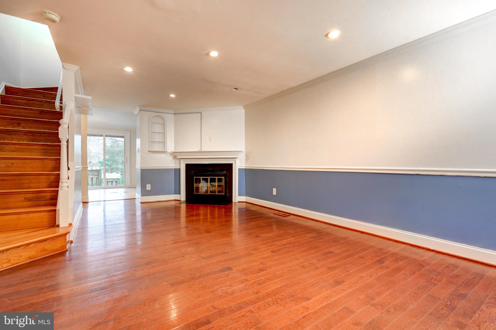 20212 RAVENSDALE COURT