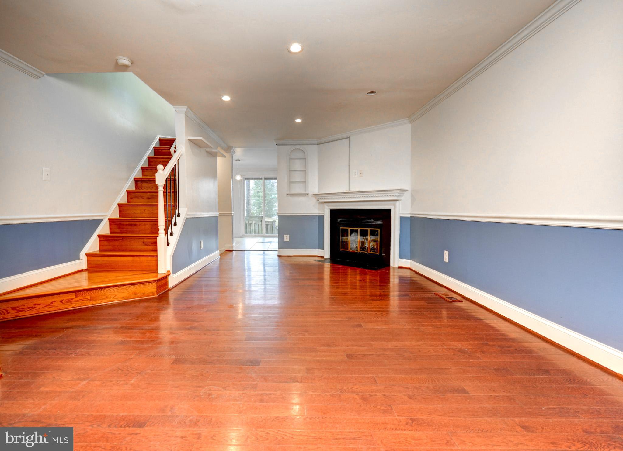 20212 RAVENSDALE COURT