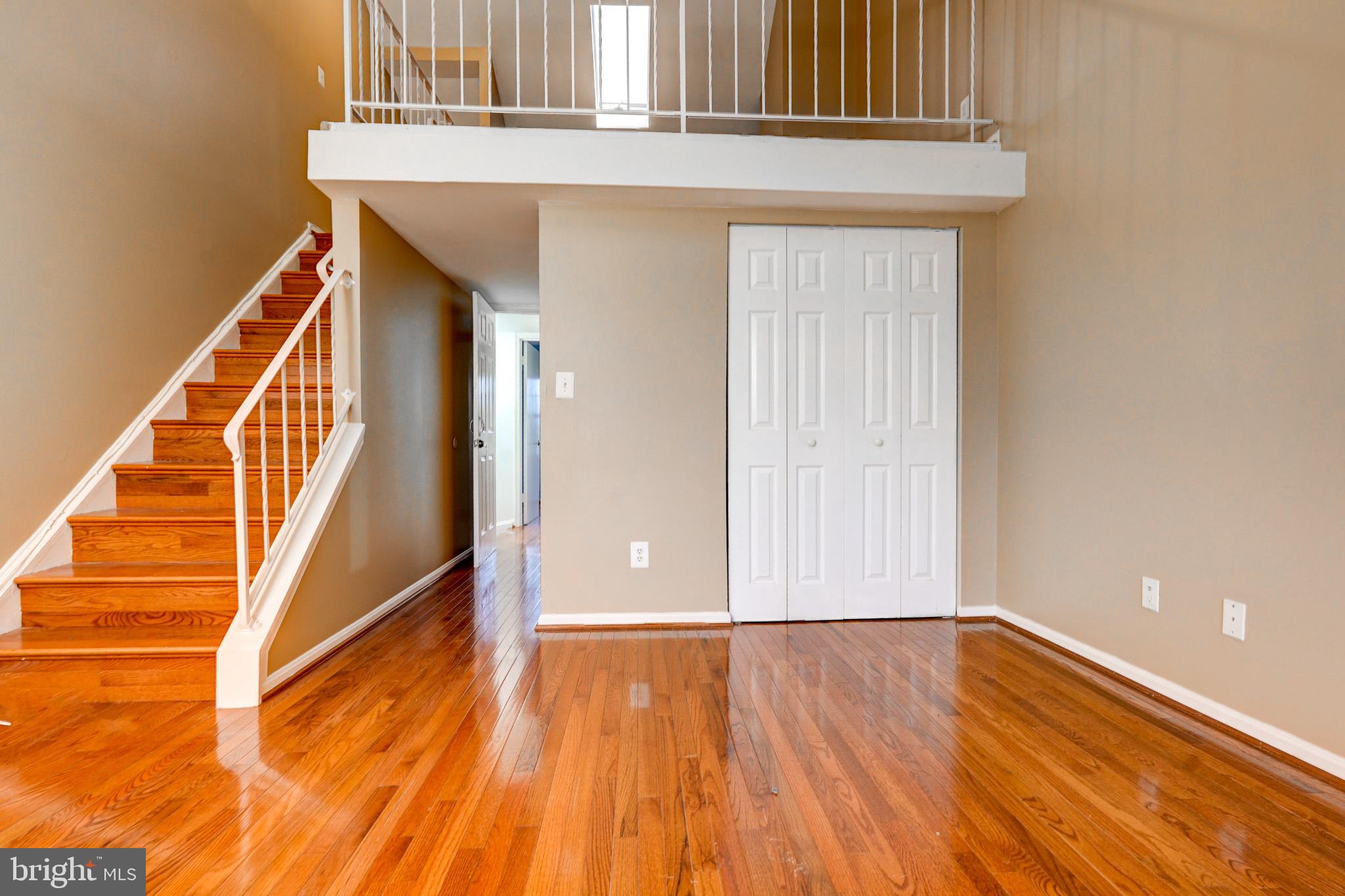 20212 RAVENSDALE COURT