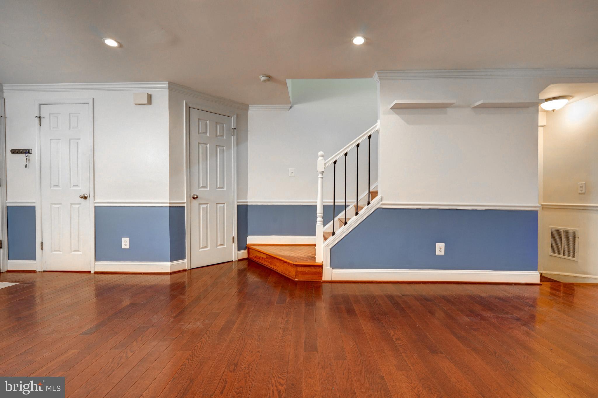 20212 RAVENSDALE COURT