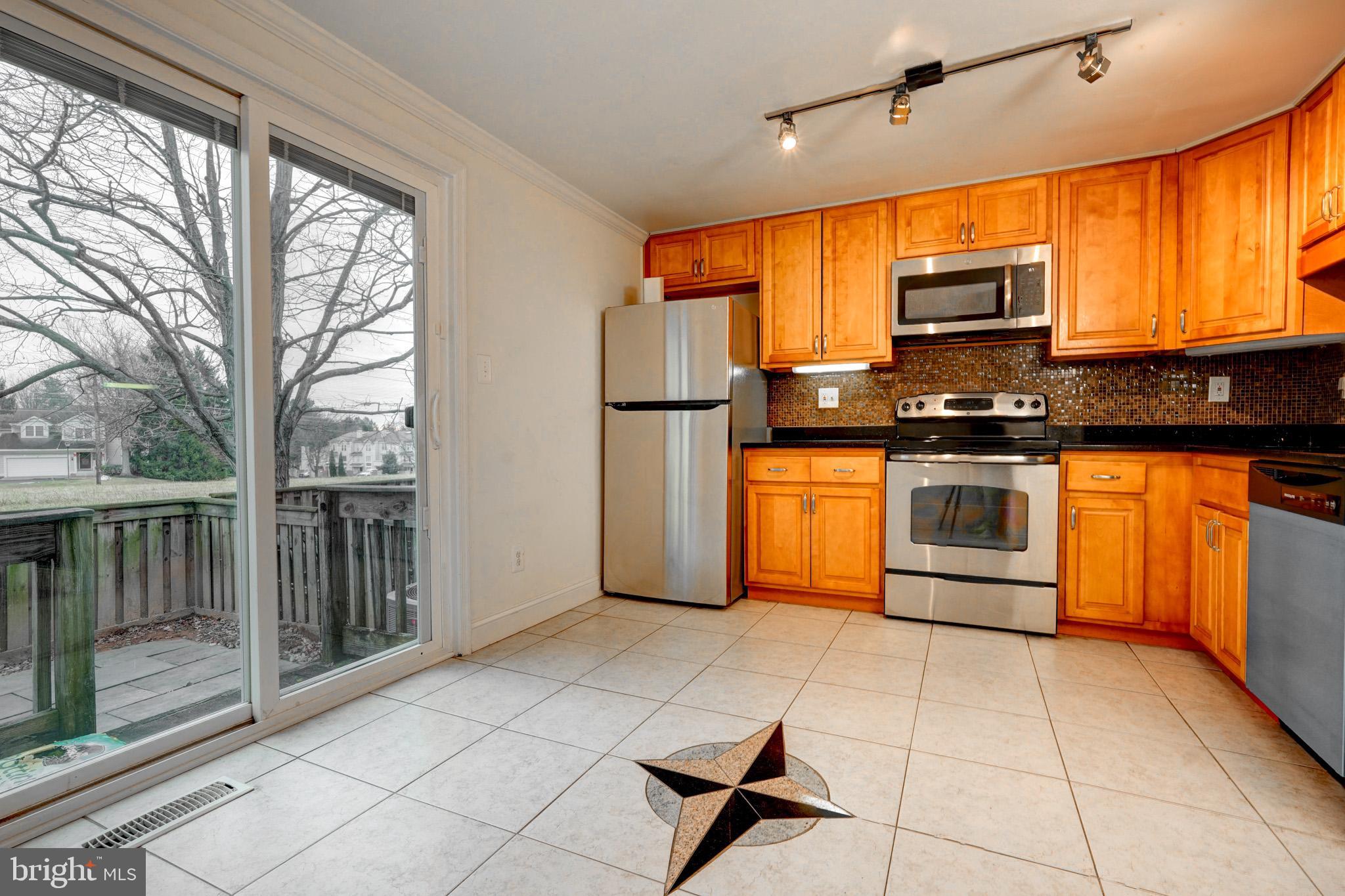 20212 RAVENSDALE COURT