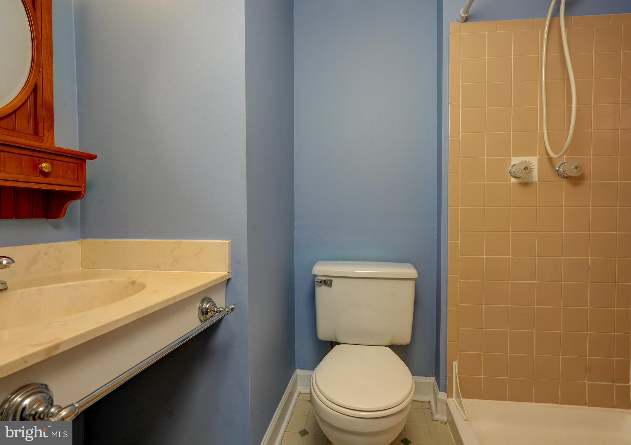 20212 RAVENSDALE COURT