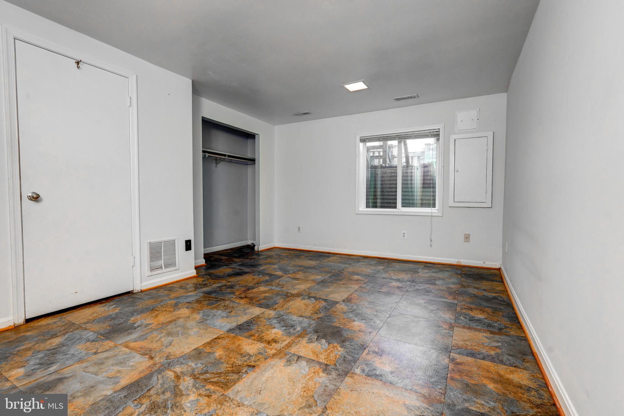 20212 RAVENSDALE COURT