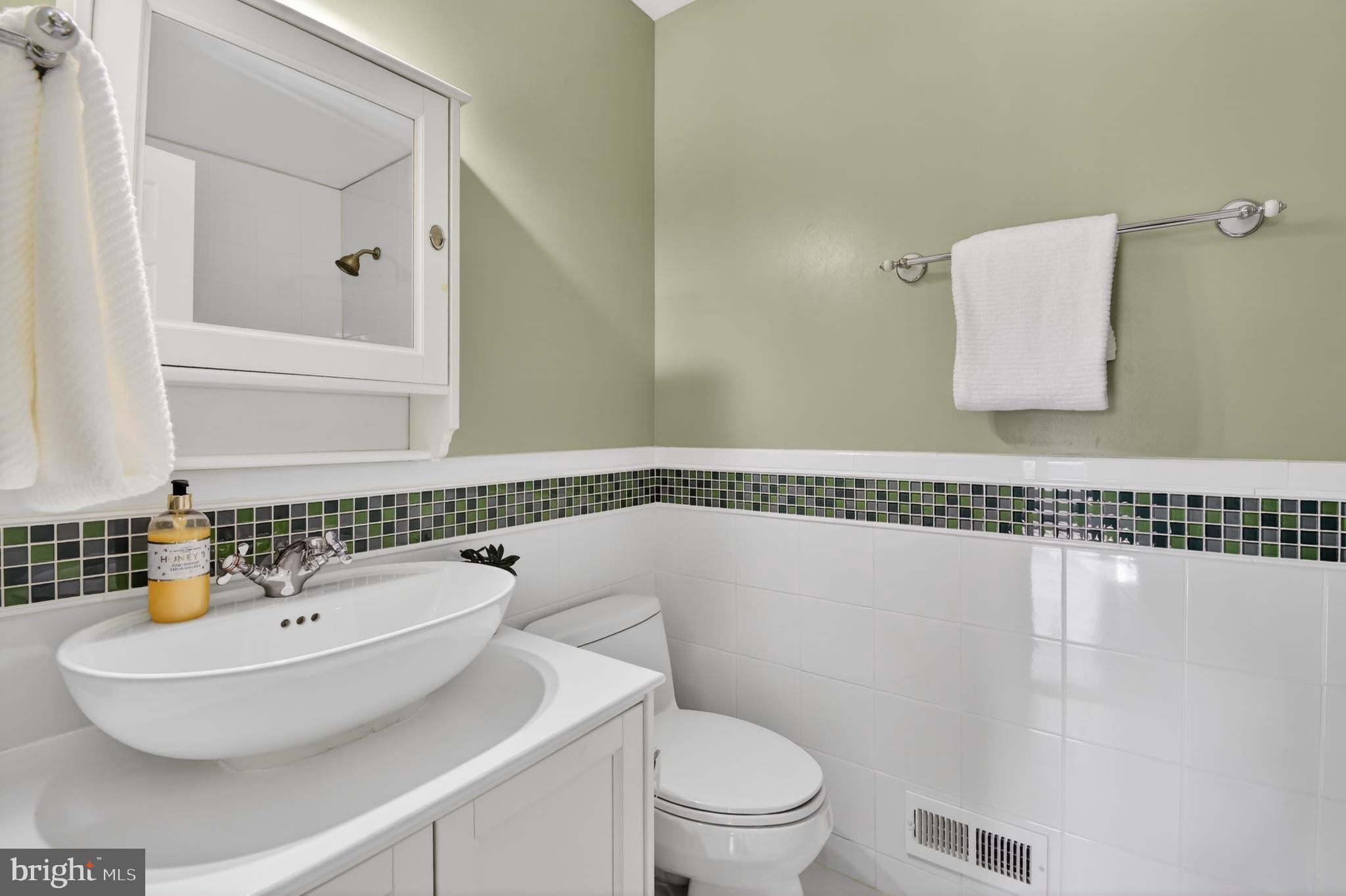 1645 NORDIC HILL CIRCLE