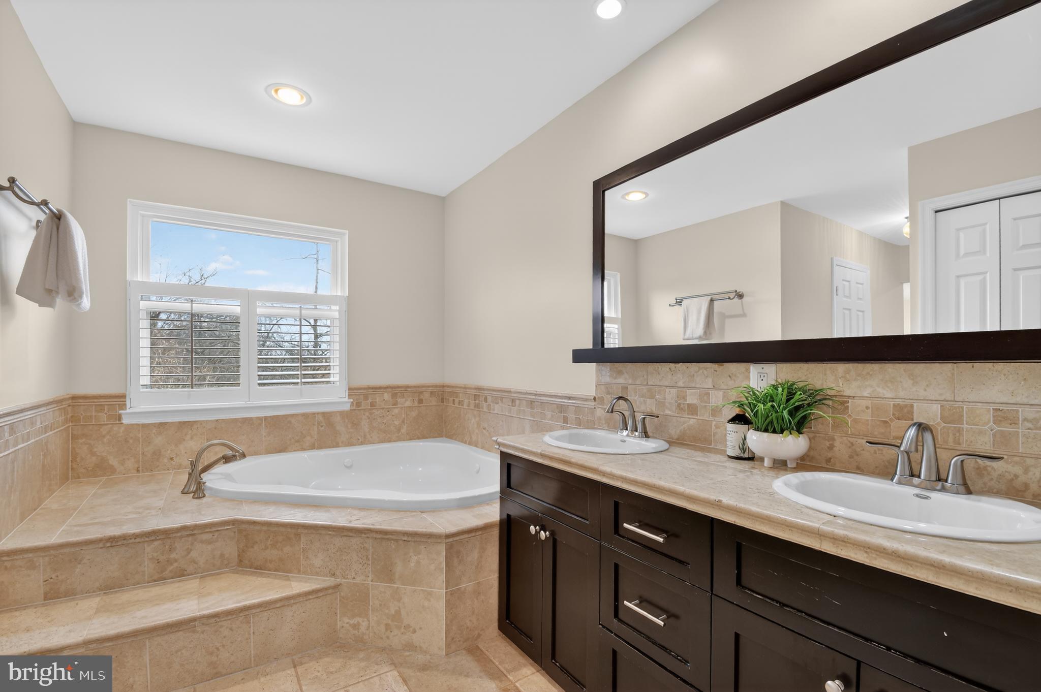 1645 NORDIC HILL CIRCLE