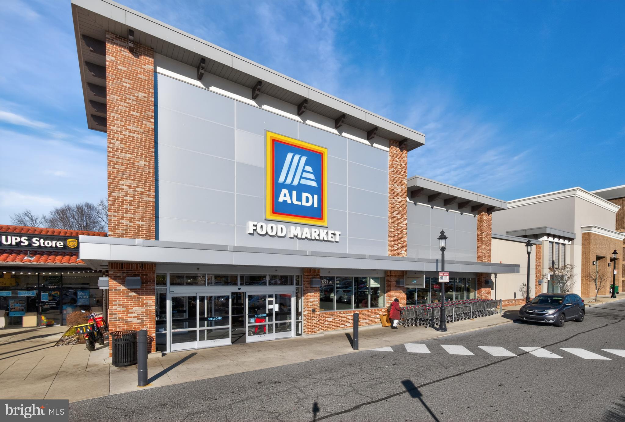 2498 SUN VALLEY CIRCLE