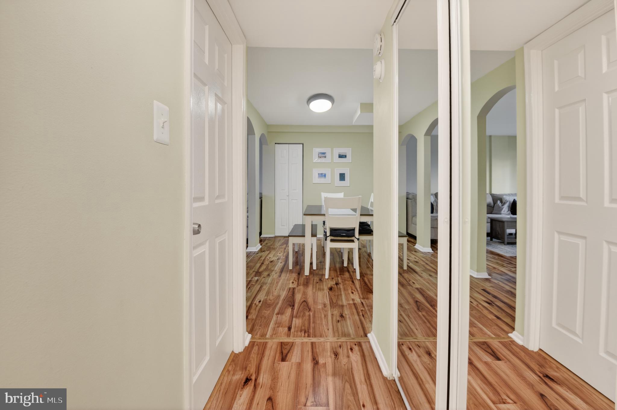 2498 SUN VALLEY CIRCLE