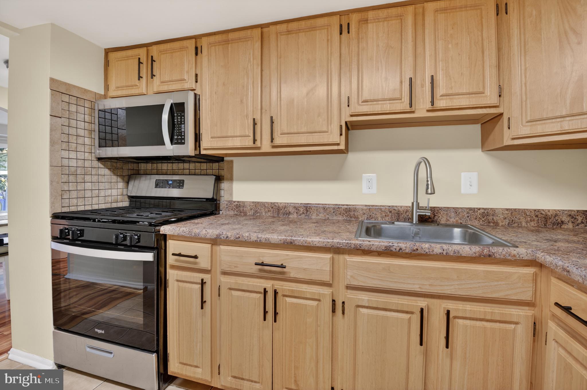 2498 SUN VALLEY CIRCLE