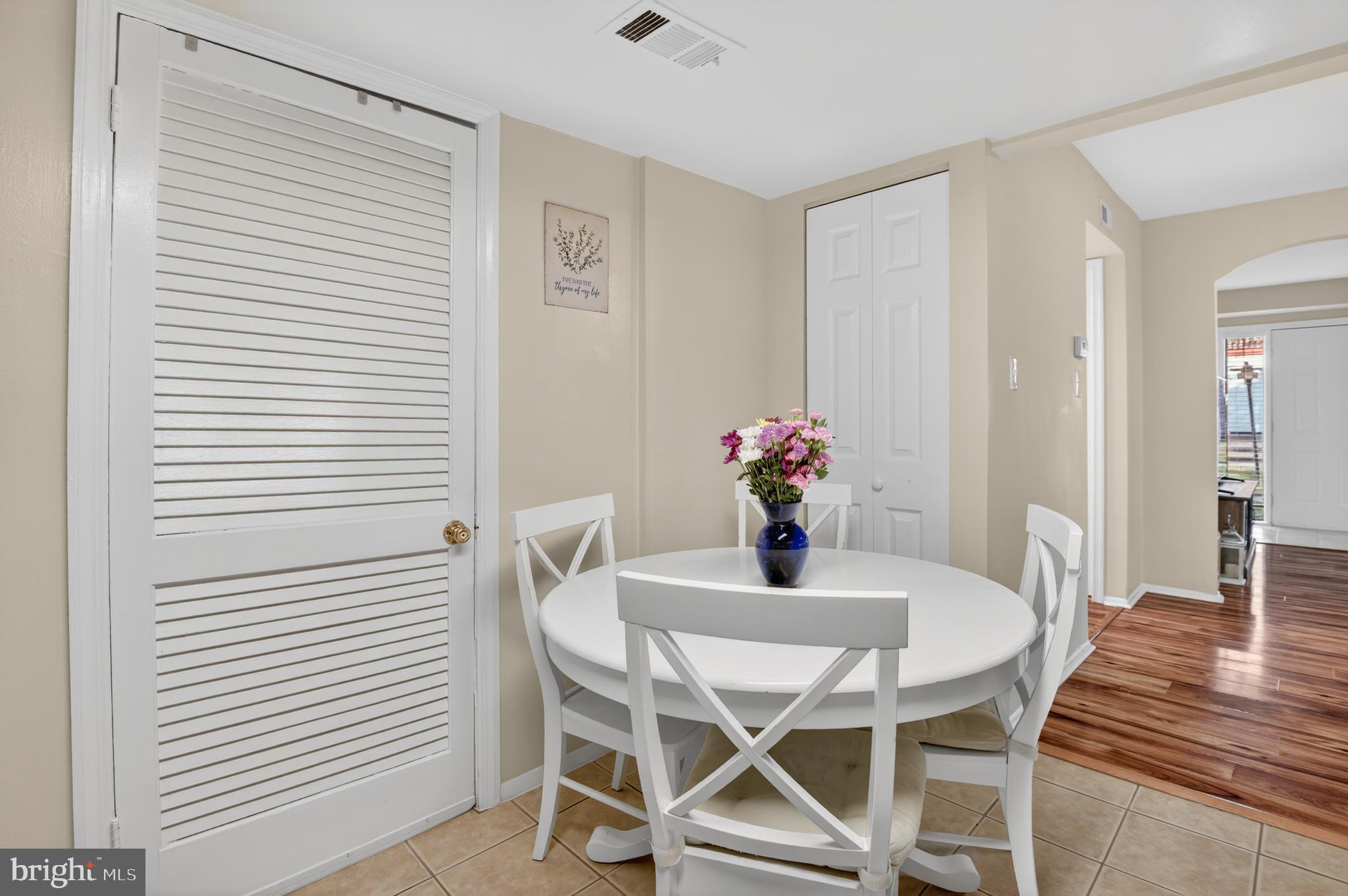 2498 SUN VALLEY CIRCLE