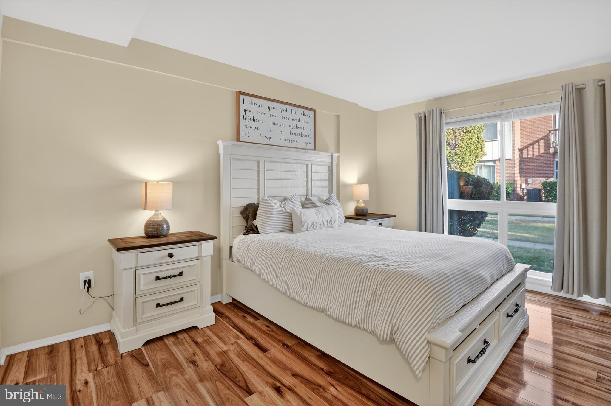 2498 SUN VALLEY CIRCLE