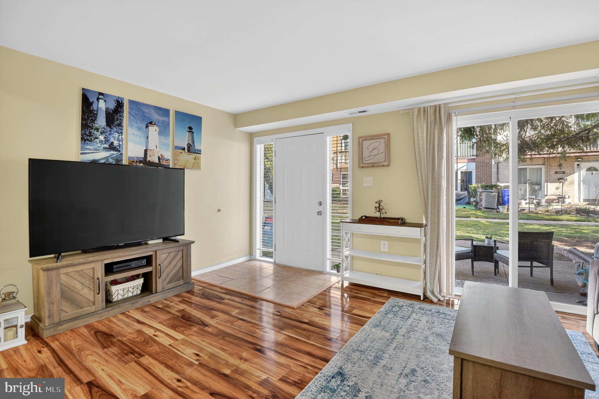 2498 SUN VALLEY CIRCLE