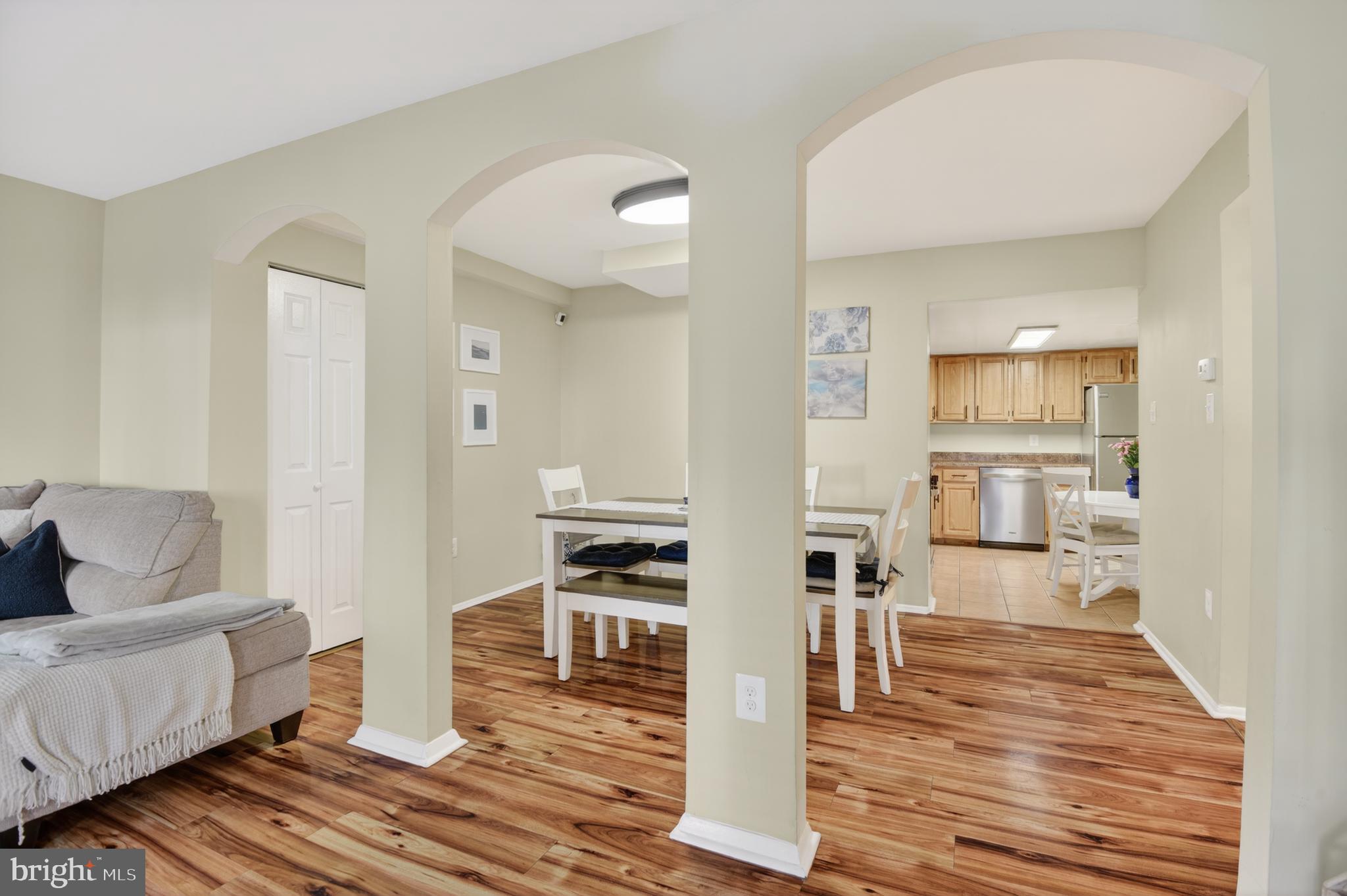 2498 SUN VALLEY CIRCLE