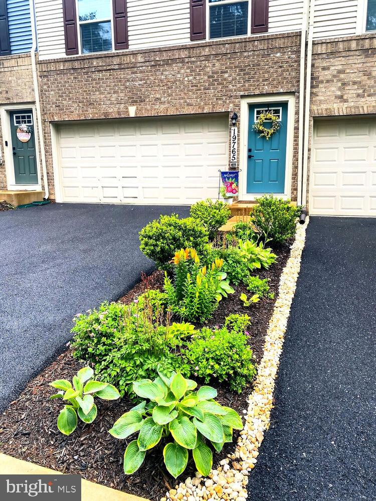 19765 GREEN VILLAGE DRIVE