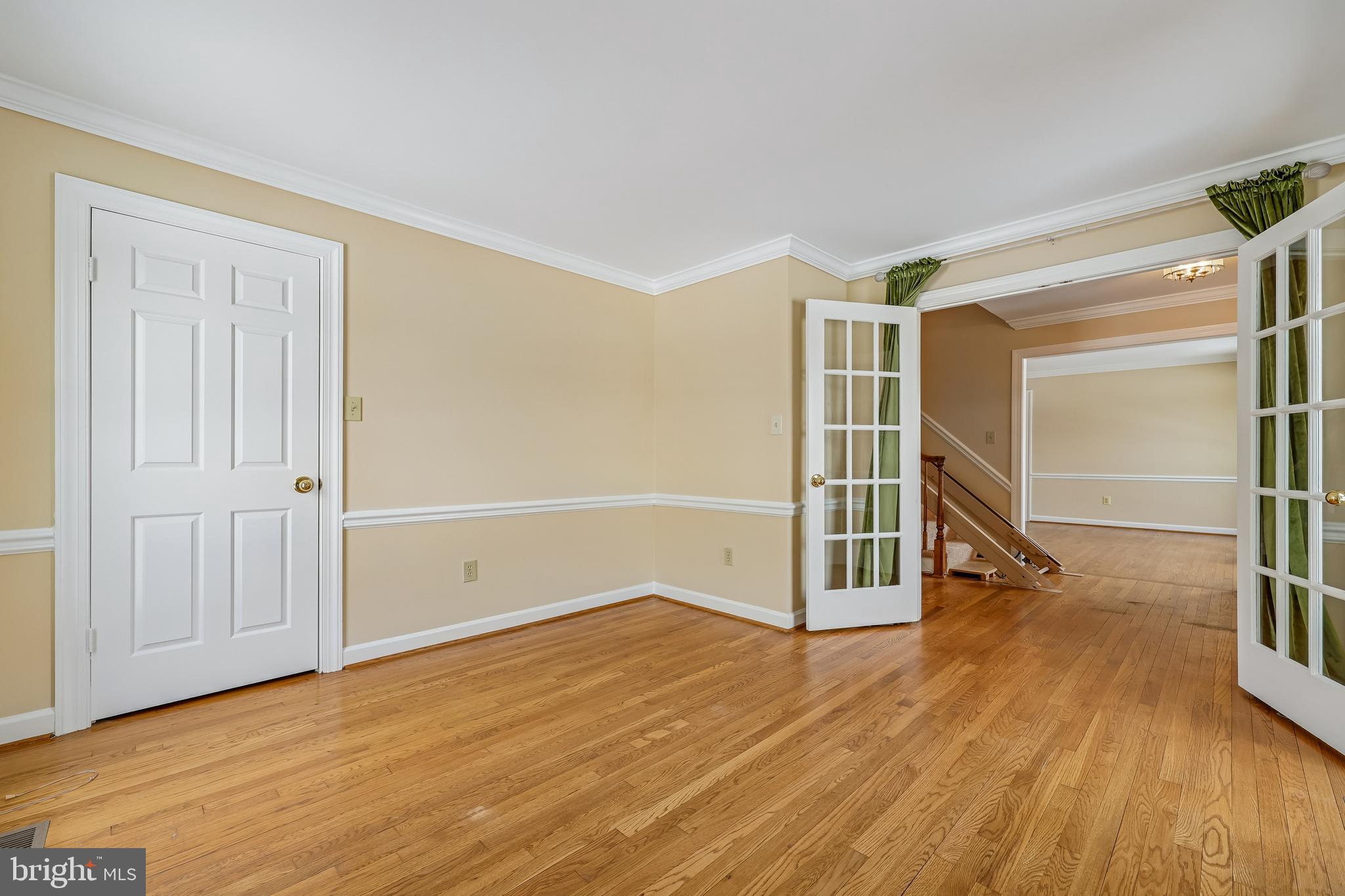 16405 EQUESTRIAN LANE