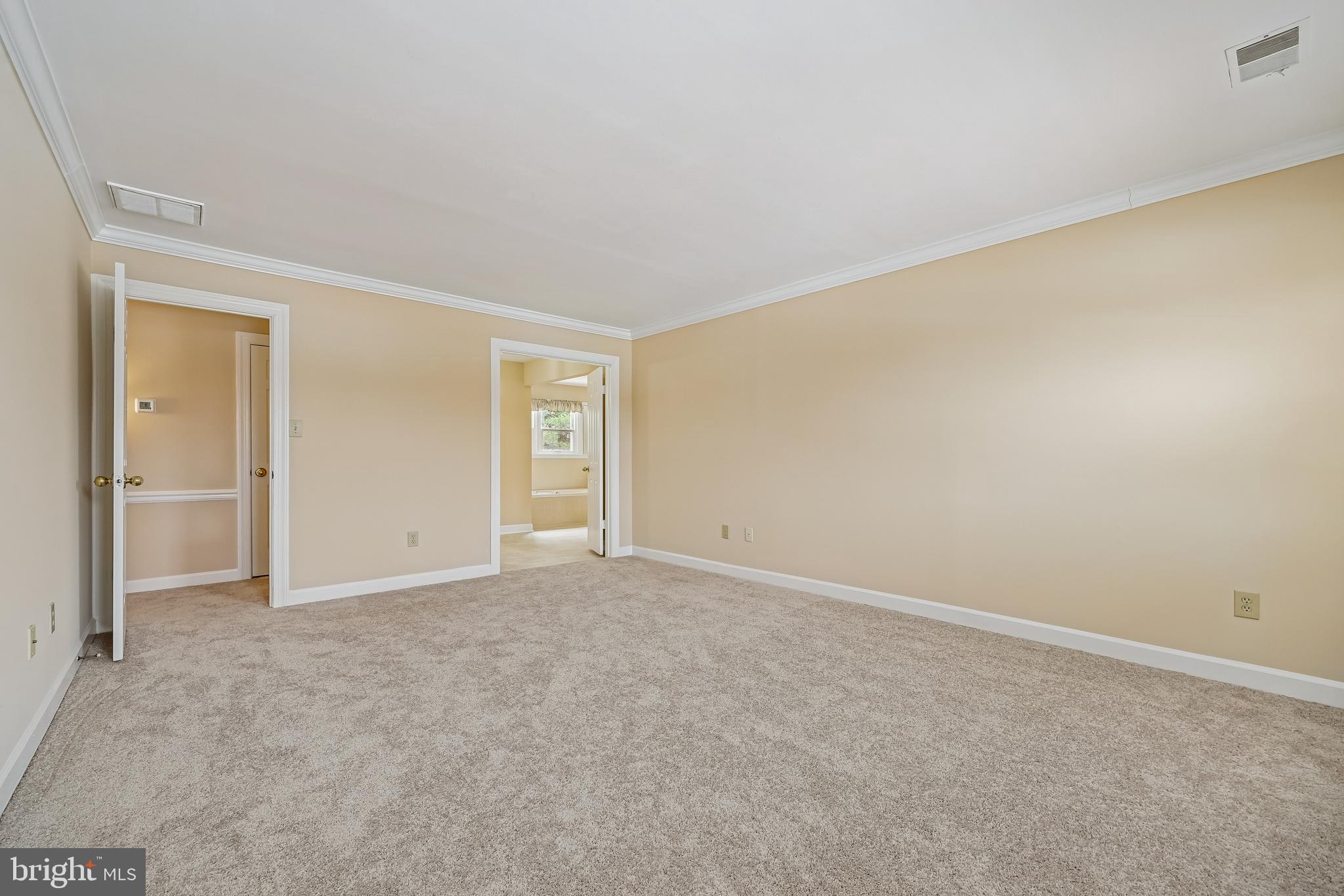 16405 EQUESTRIAN LANE