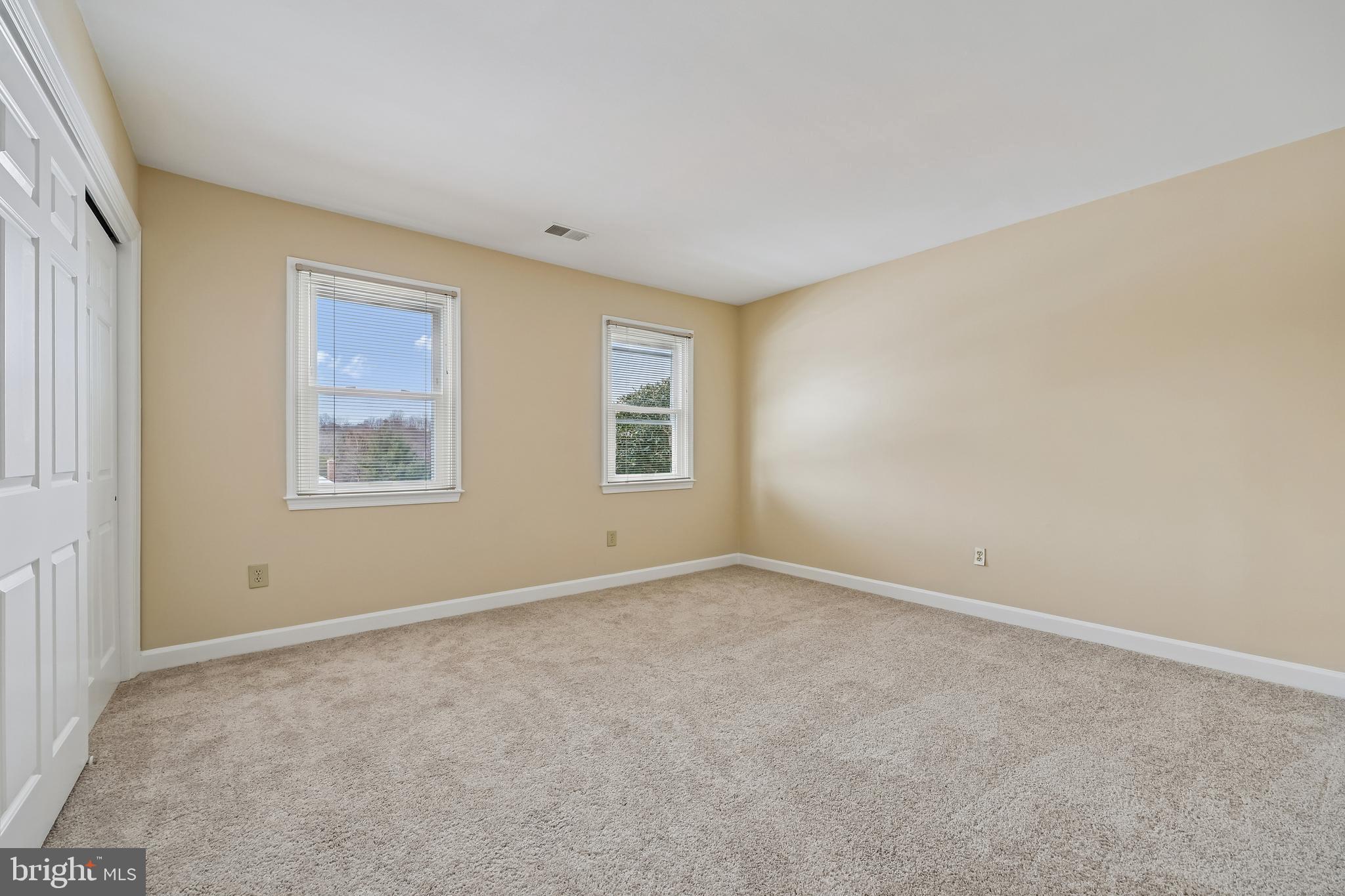 16405 EQUESTRIAN LANE