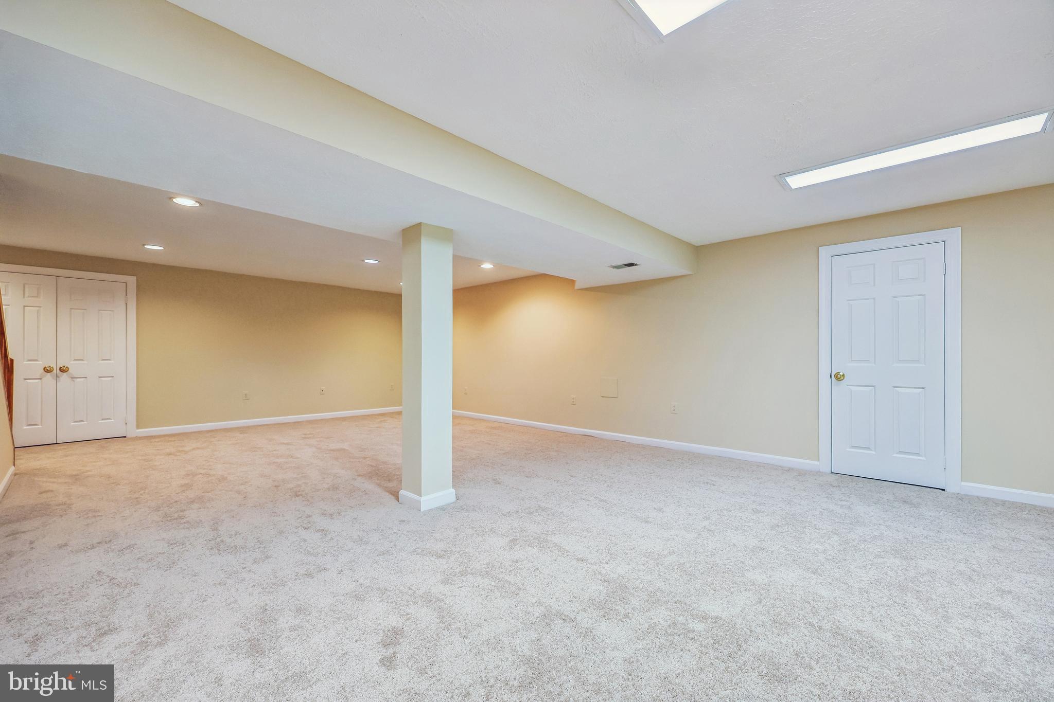 16405 EQUESTRIAN LANE