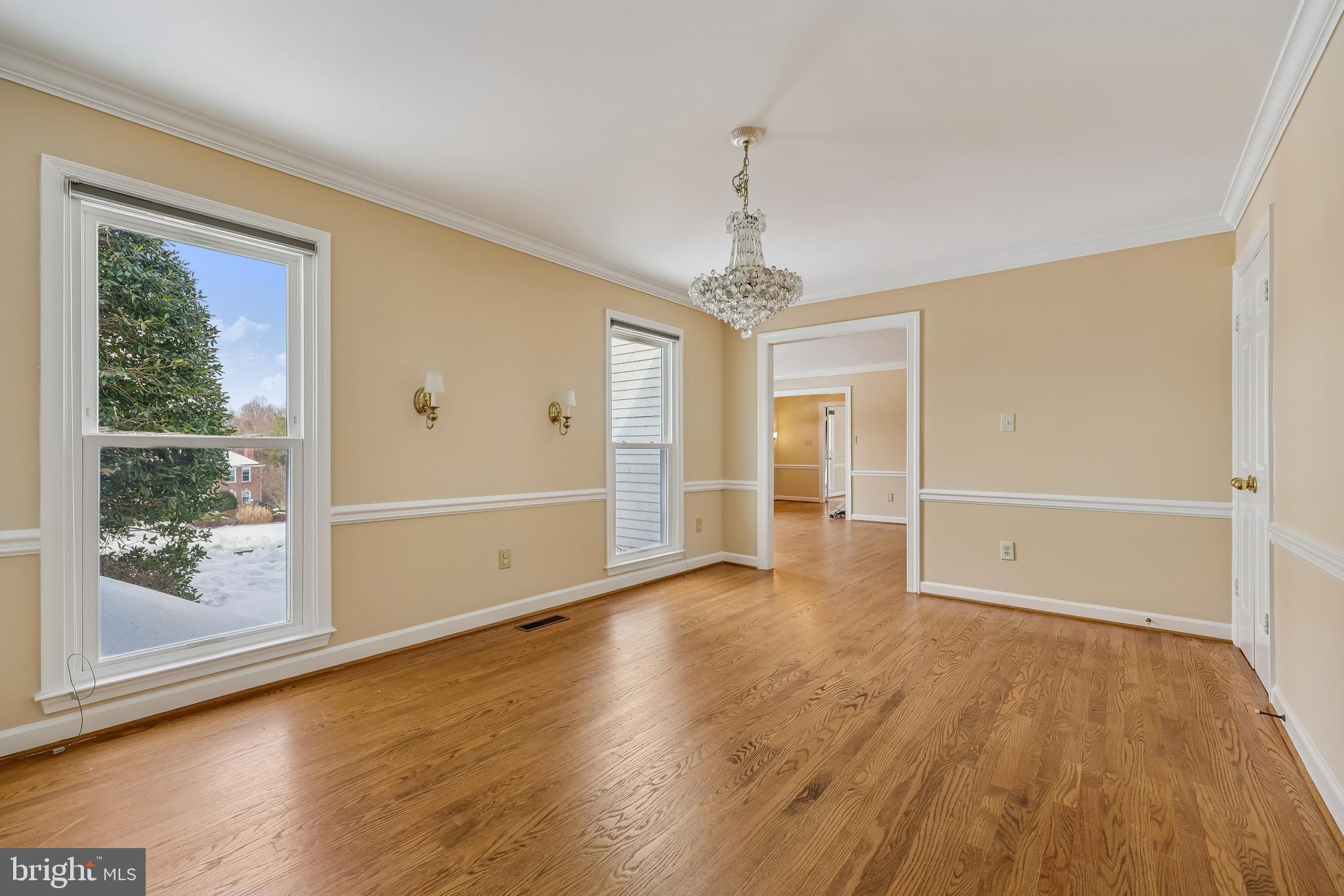 16405 EQUESTRIAN LANE