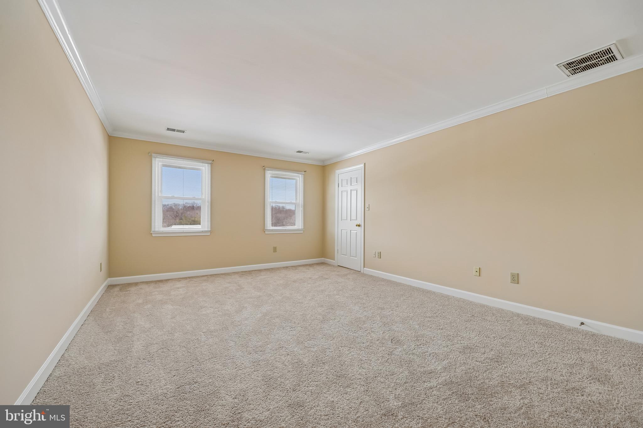 16405 EQUESTRIAN LANE