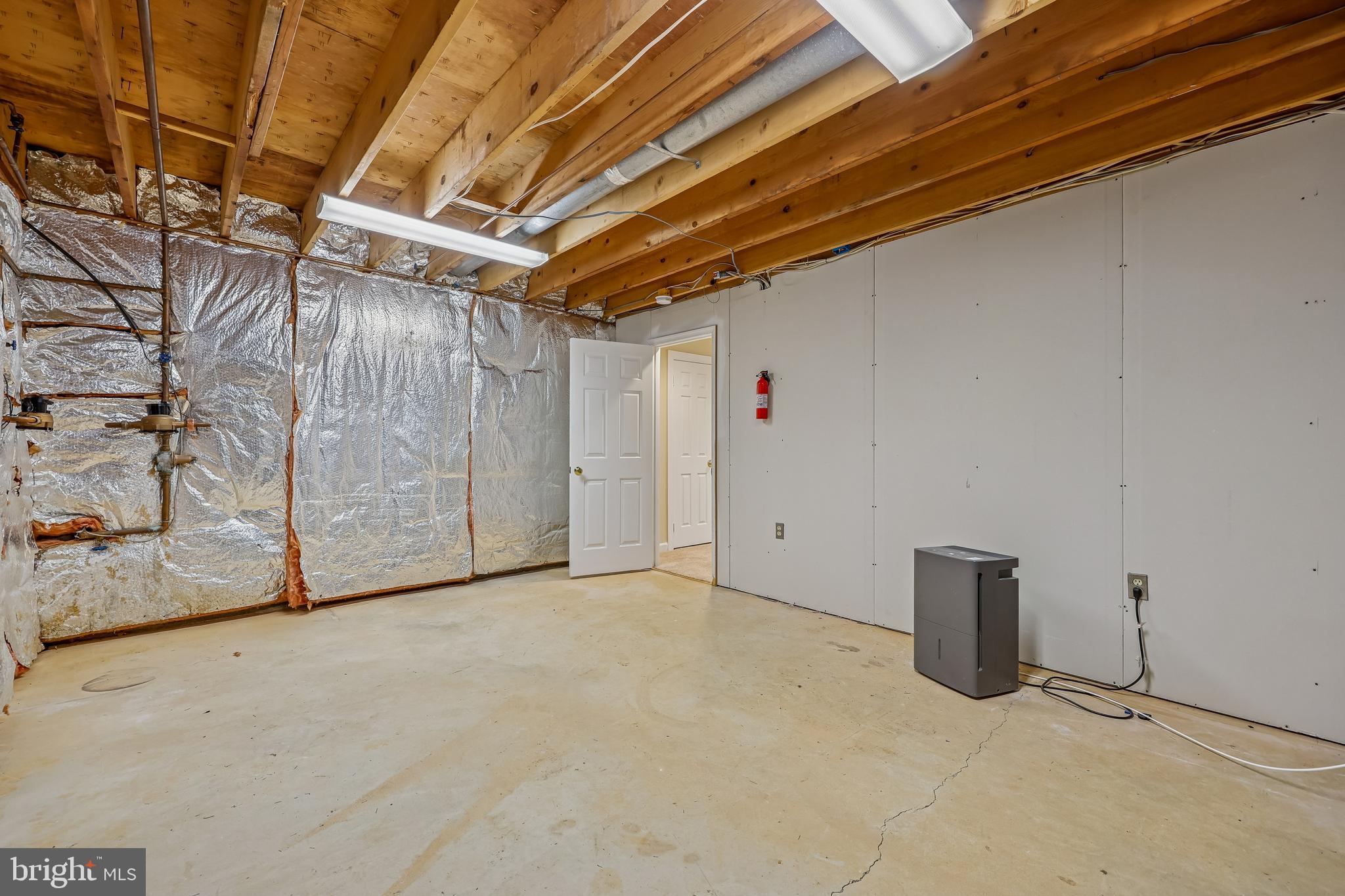 16405 EQUESTRIAN LANE