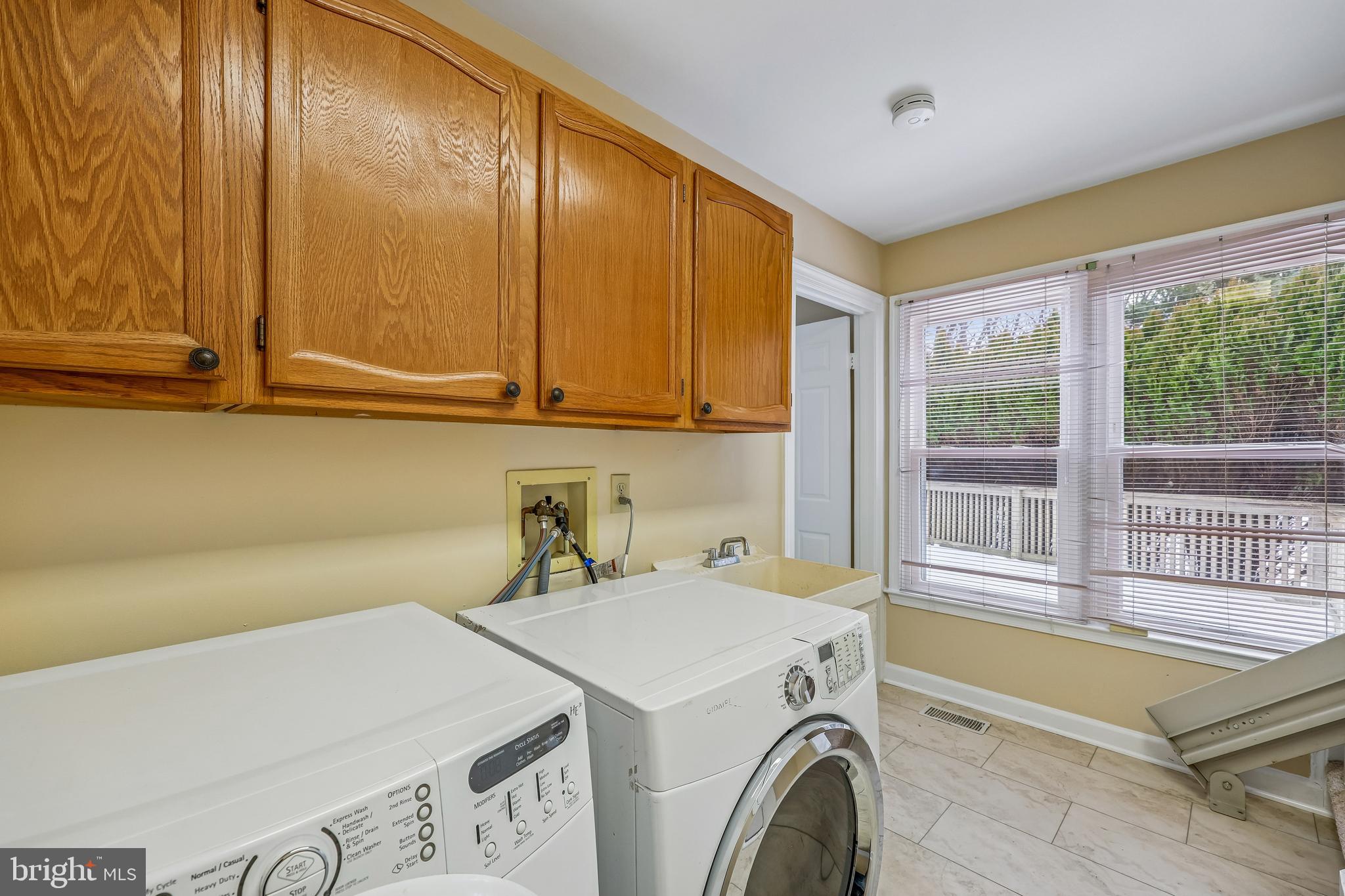 16405 EQUESTRIAN LANE