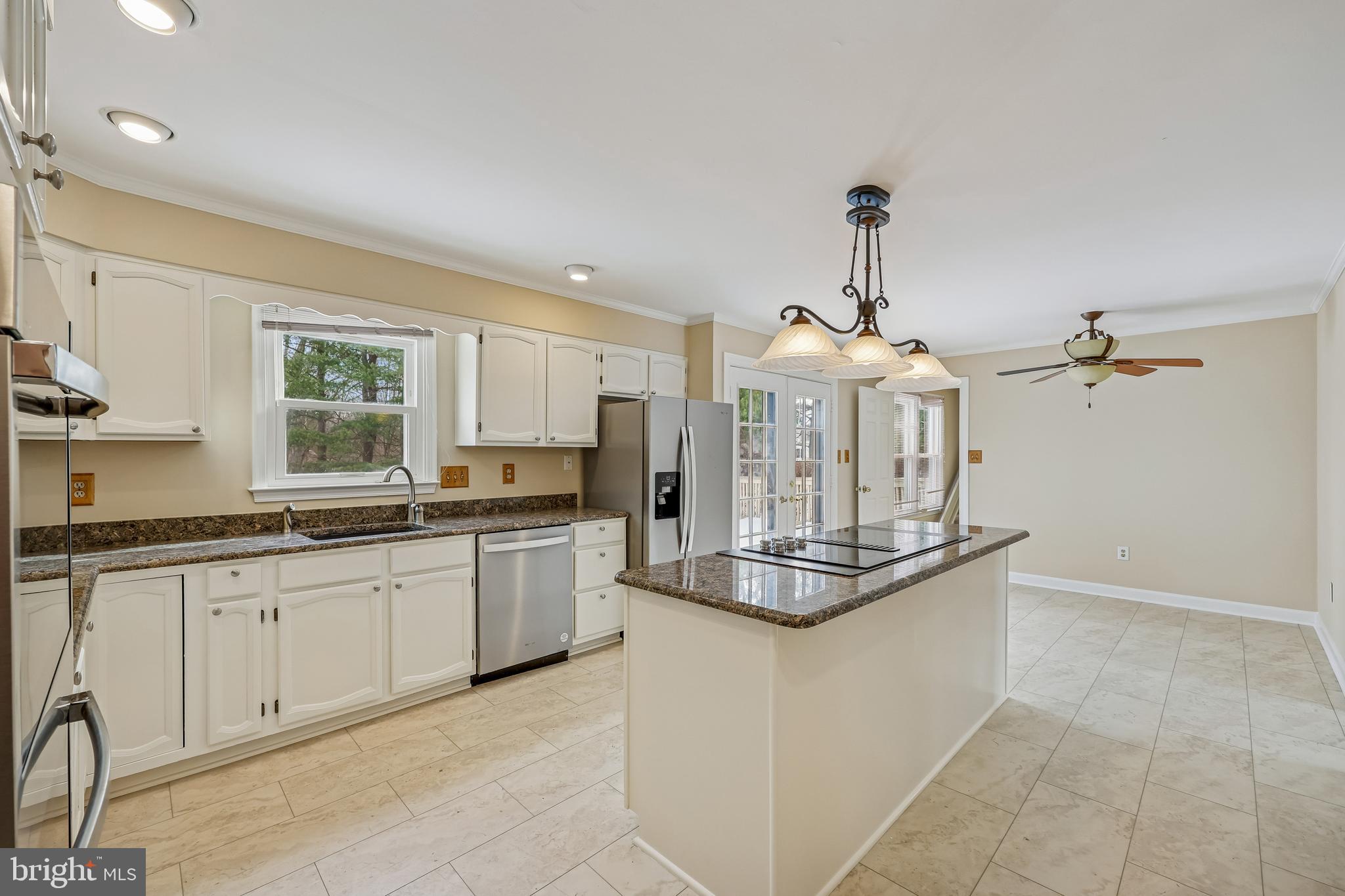 16405 EQUESTRIAN LANE